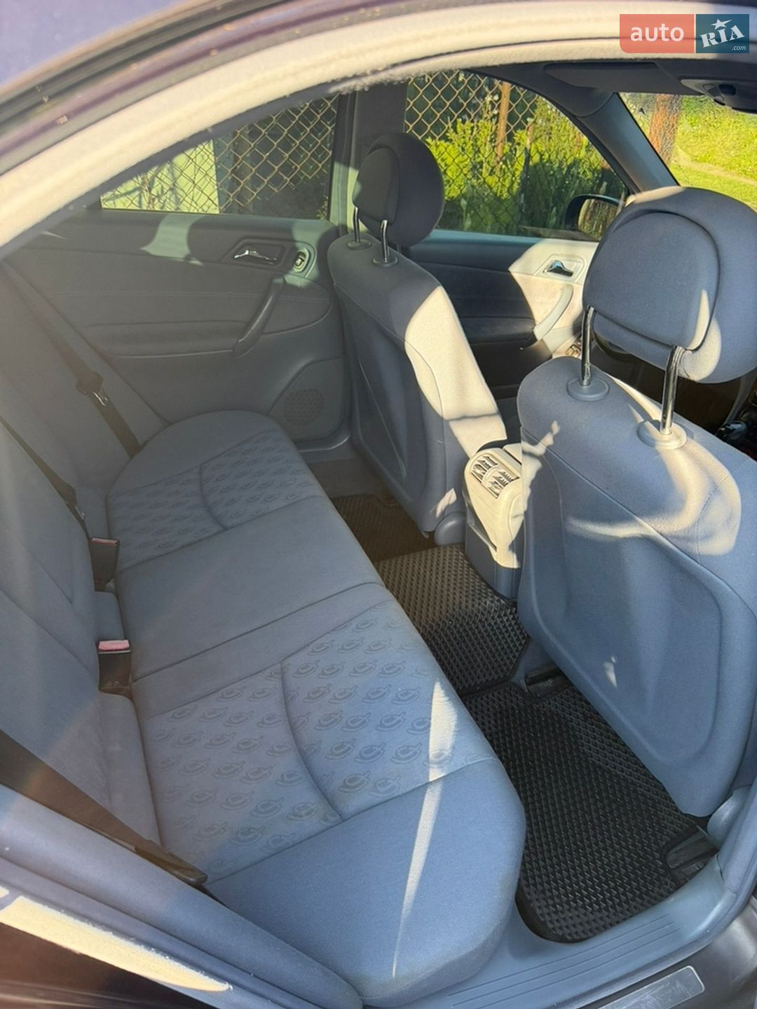 Mercedes-Benz C-Class 2003 VIN WDB2030461F388876 фото оголошення 15 з 35
