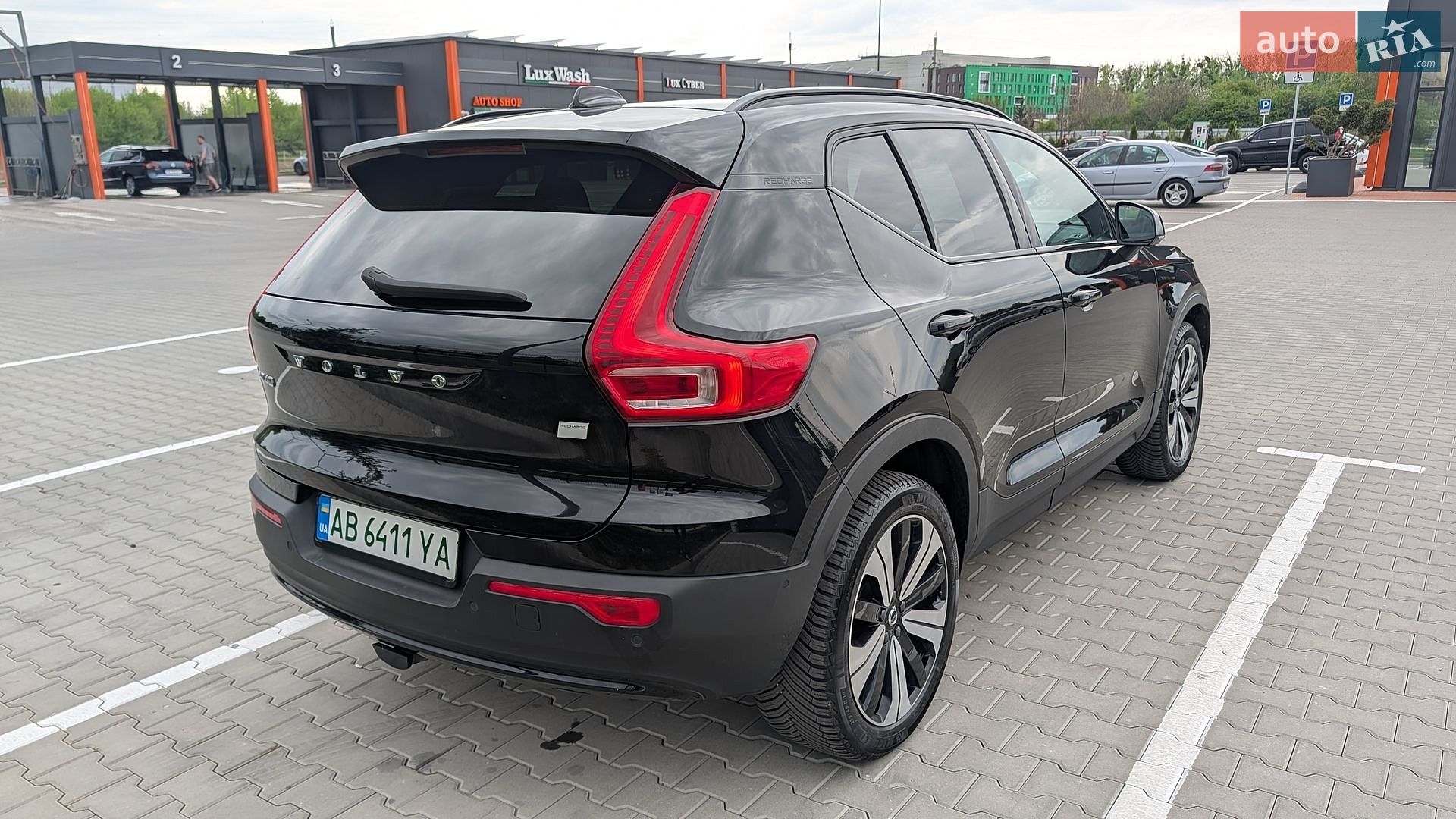 Volvo Xc40 2023 VIN YV1XZEFV4P2056522 фото оголошення 5 з 34
