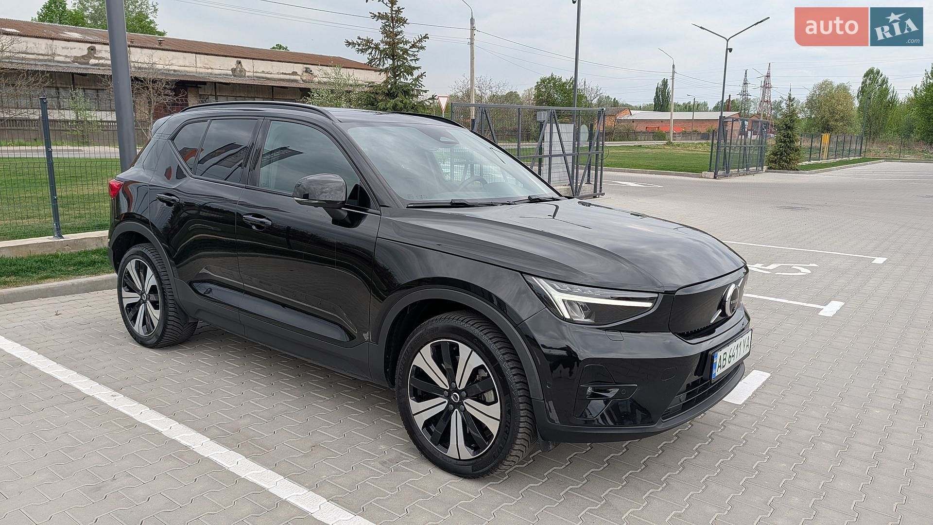 Volvo Xc40 2023 VIN YV1XZEFV4P2056522 фото оголошення 6 з 34