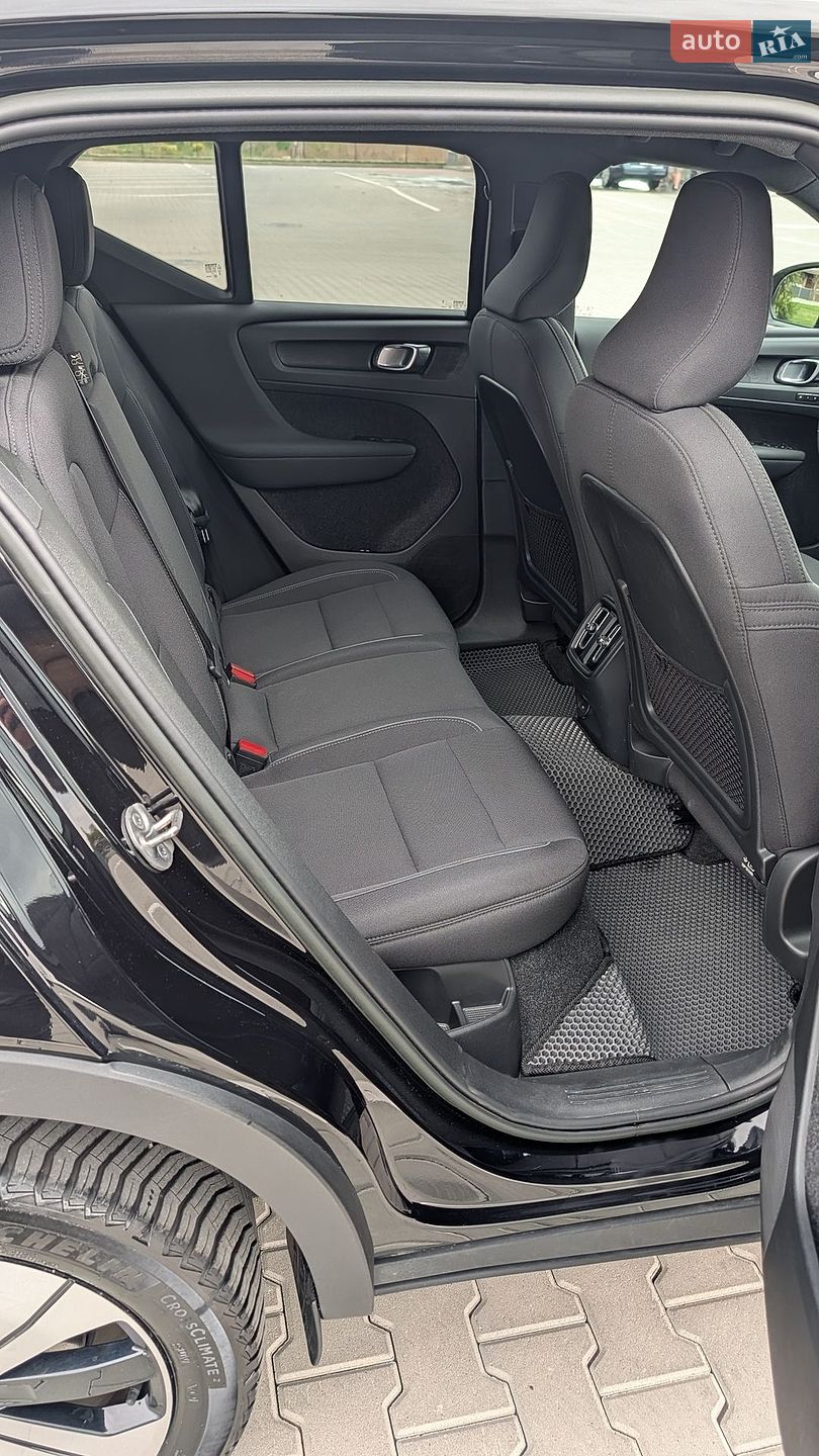 Volvo Xc40 2023 VIN YV1XZEFV4P2056522 фото оголошення 29 з 34