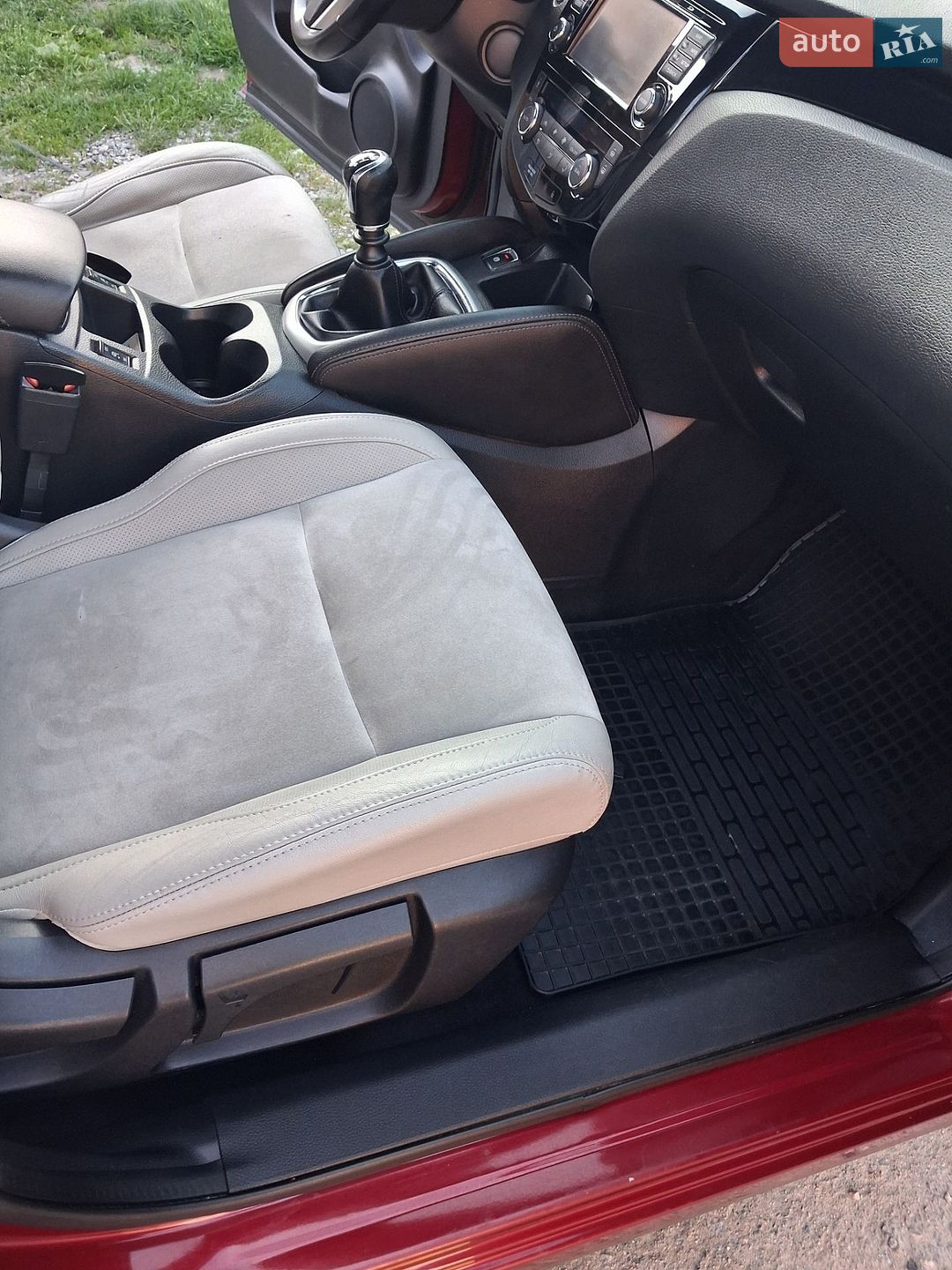 Nissan Qashqai 2015 VIN SJNFDAJ11U1316098 фото оголошення 16 з 49