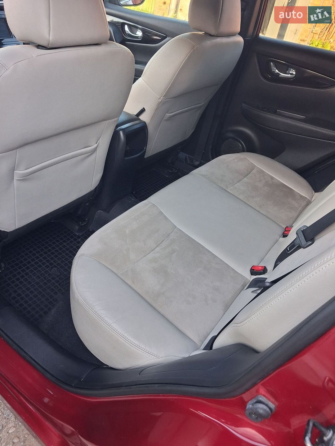 Nissan Qashqai 2015 VIN SJNFDAJ11U1316098 фото оголошення 19 з 49