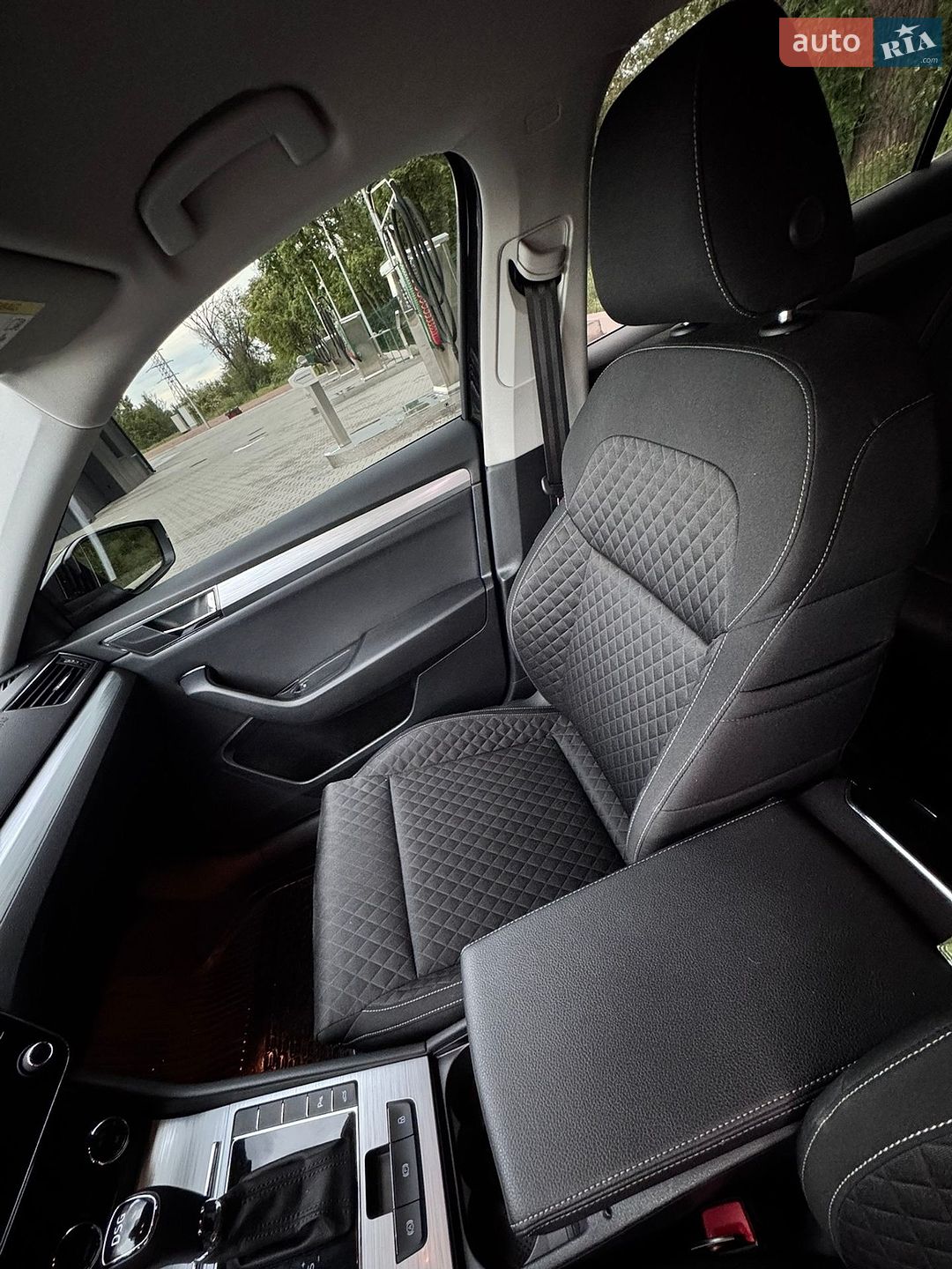 Skoda Superb 2020 VIN TMBAH7NP7L7054158 фото оголошення 20 з 34