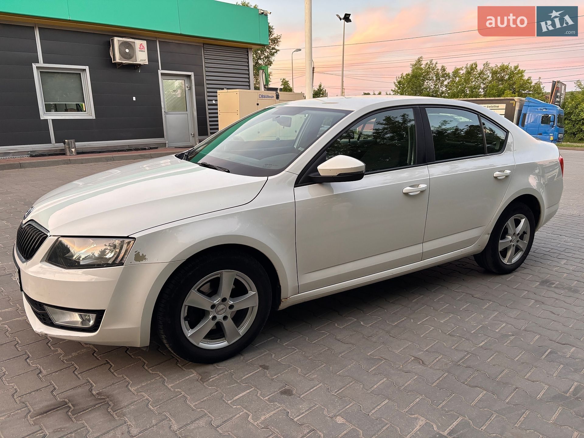 Skoda Octavia 2013 VIN TMBAG7NE4E0063512 фото оголошення 5 з 13