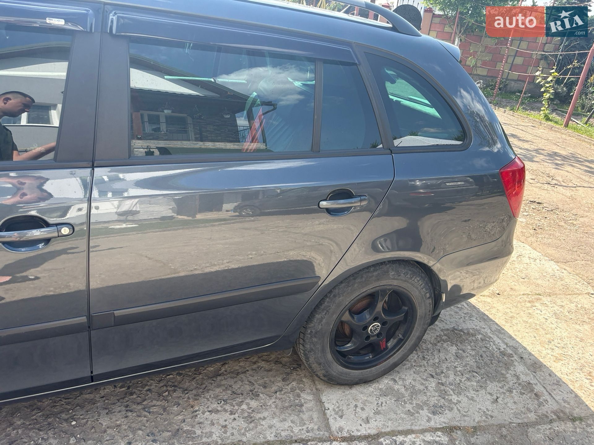Skoda Fabia 2010 VIN TMBJK25J4B3083817 фото оголошення 2 з 14