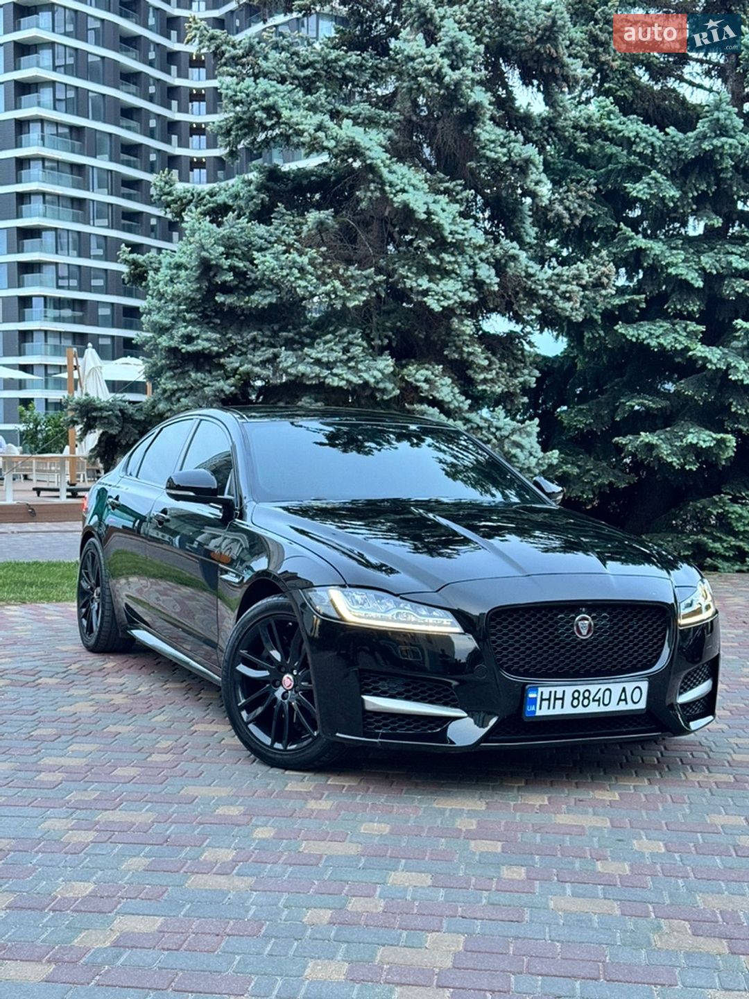 Jaguar XF 2016 VIN SAJBL4BN0HCY19344 фото оголошення 4 з 35