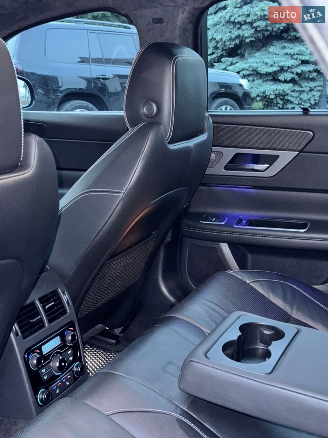 Jaguar XF 2016 VIN SAJBL4BN0HCY19344 фото оголошення 9 з 35