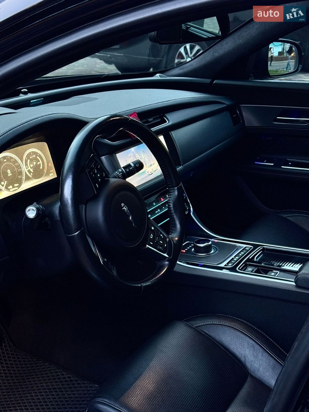 Jaguar XF 2016 VIN SAJBL4BN0HCY19344 фото оголошення 10 з 35