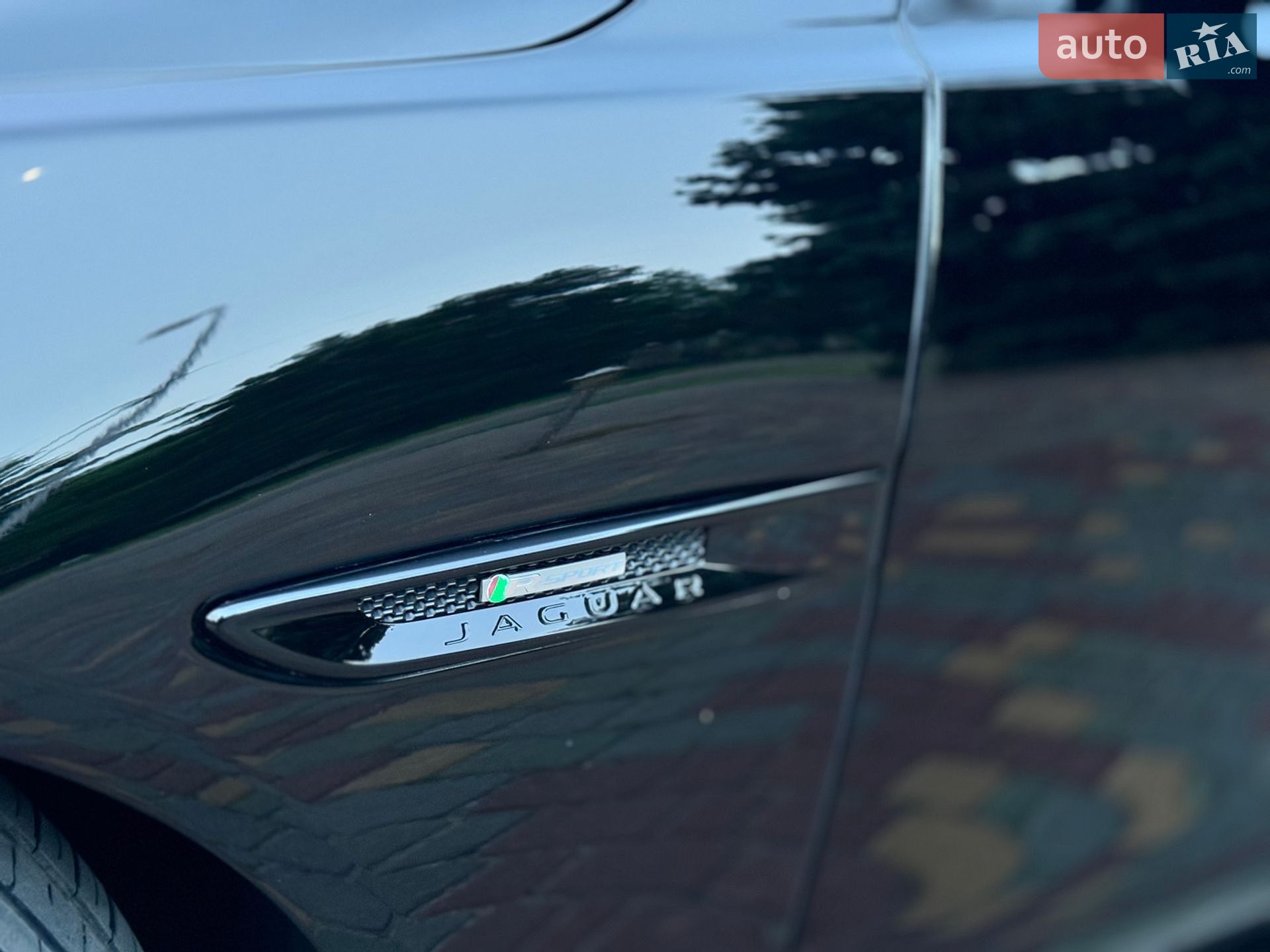 Jaguar XF 2016 VIN SAJBL4BN0HCY19344 фото оголошення 13 з 35