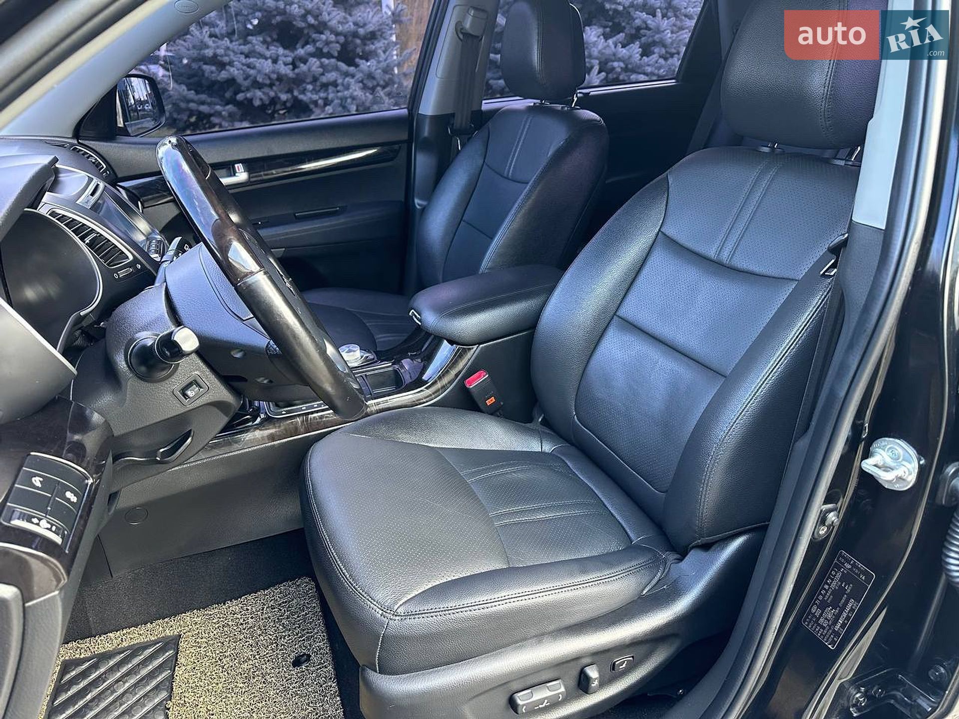Kia Sorento 2013 VIN KNAKW815BEA484619 фото оголошення 19 з 24