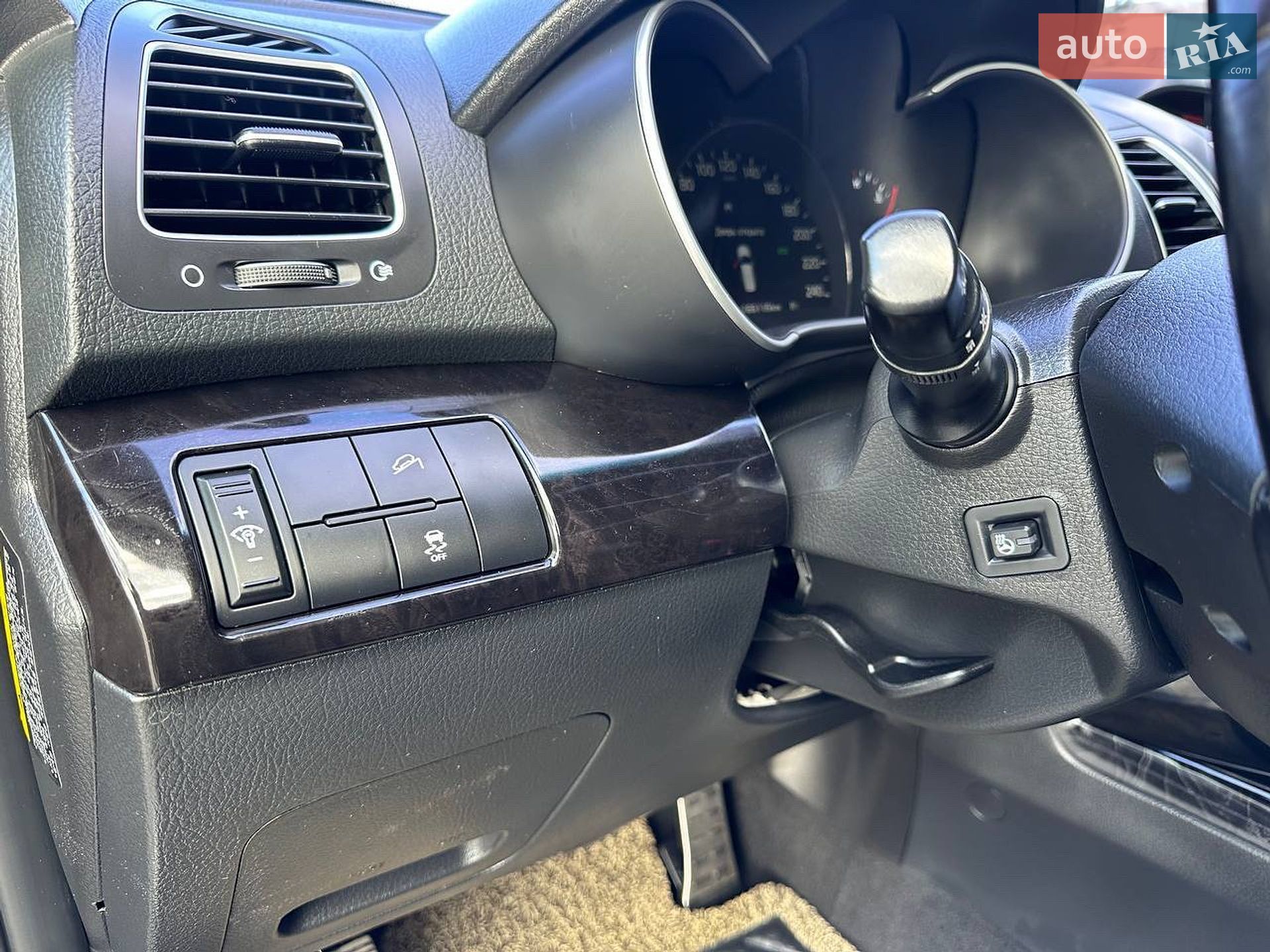 Kia Sorento 2013 VIN KNAKW815BEA484619 фото оголошення 20 з 24