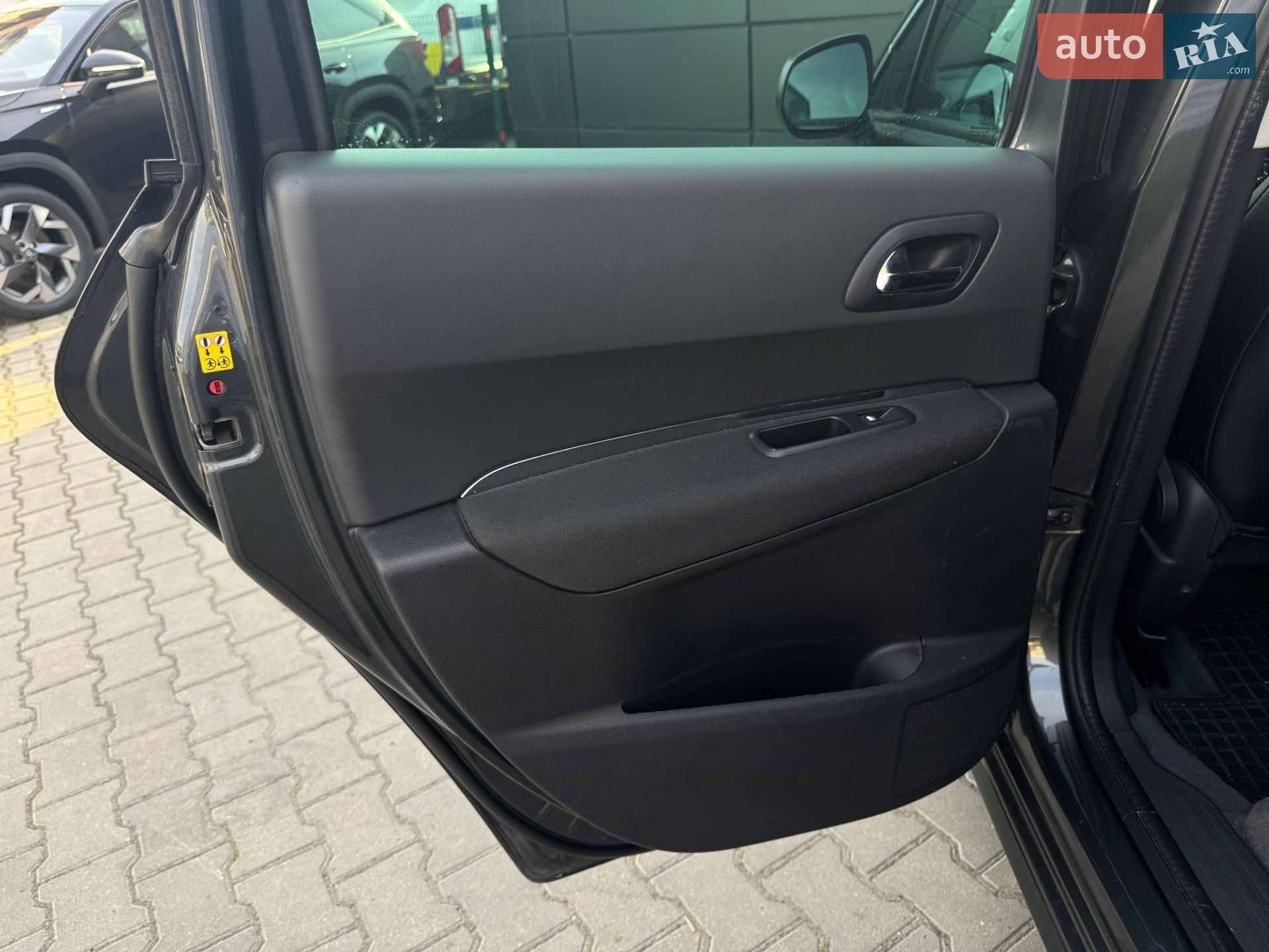 Peugeot 3008 2015 VIN VF30UBHZTFS187579 фото оголошення 27 з 30