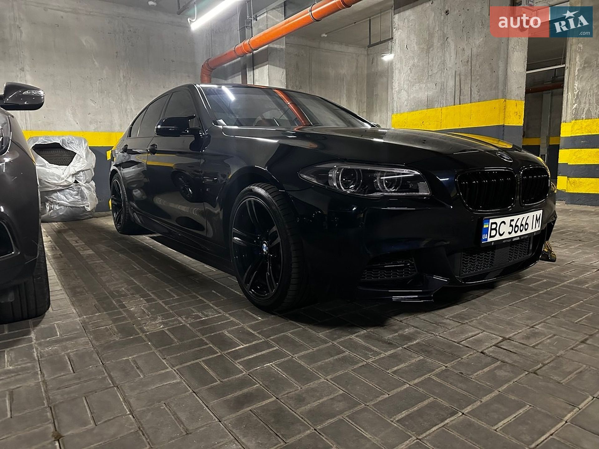 BMW 5 Series 2012 VIN WBAFV31070DZ17650 фото оголошення 10 з 30