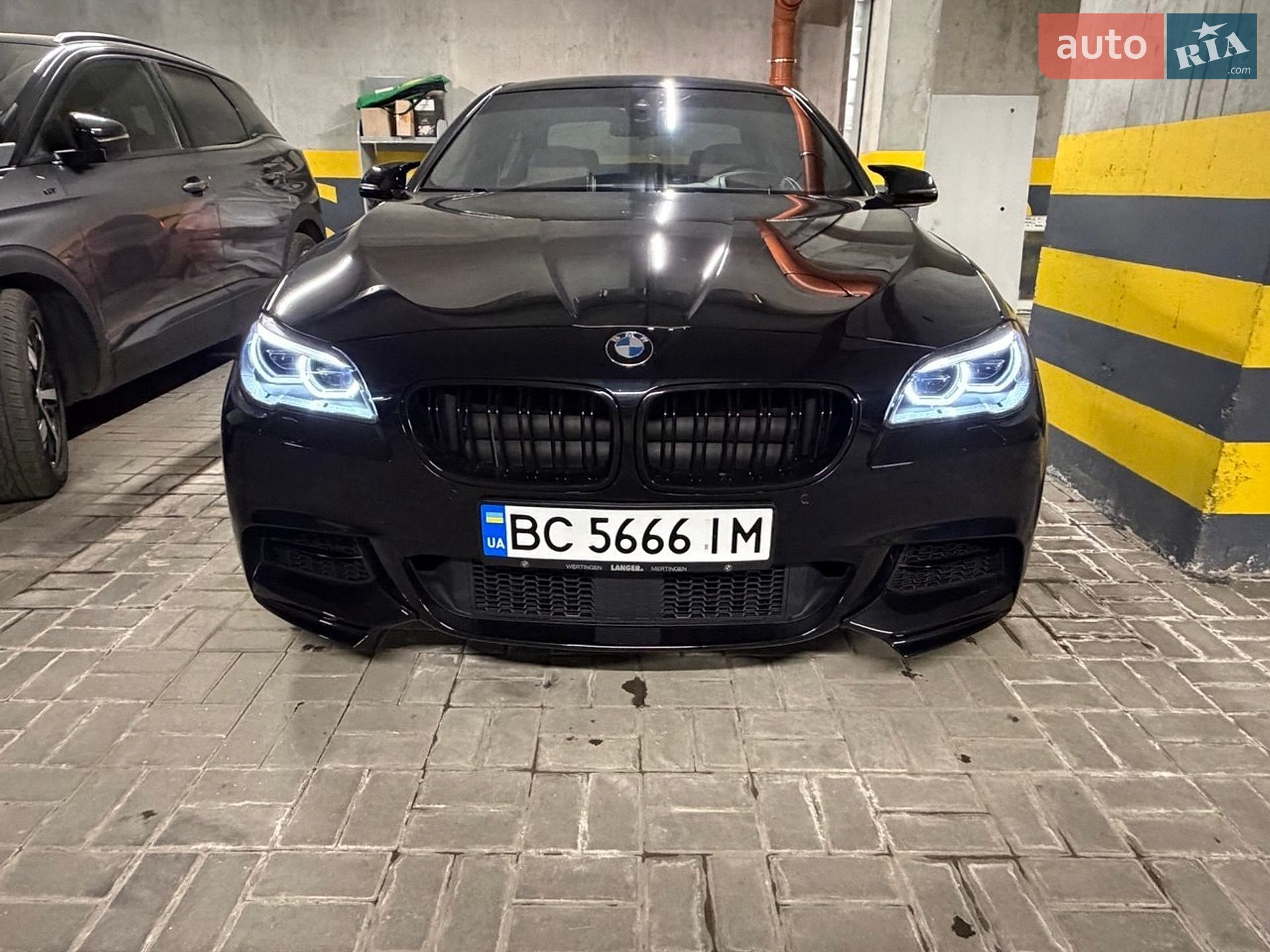 BMW 5 Series 2012 VIN WBAFV31070DZ17650 фото оголошення 12 з 30