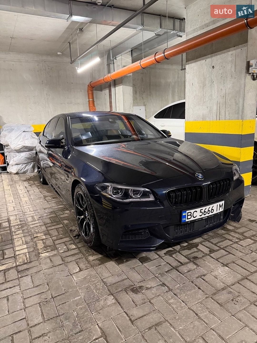 BMW 5 Series 2012 VIN WBAFV31070DZ17650 фото оголошення 13 з 30
