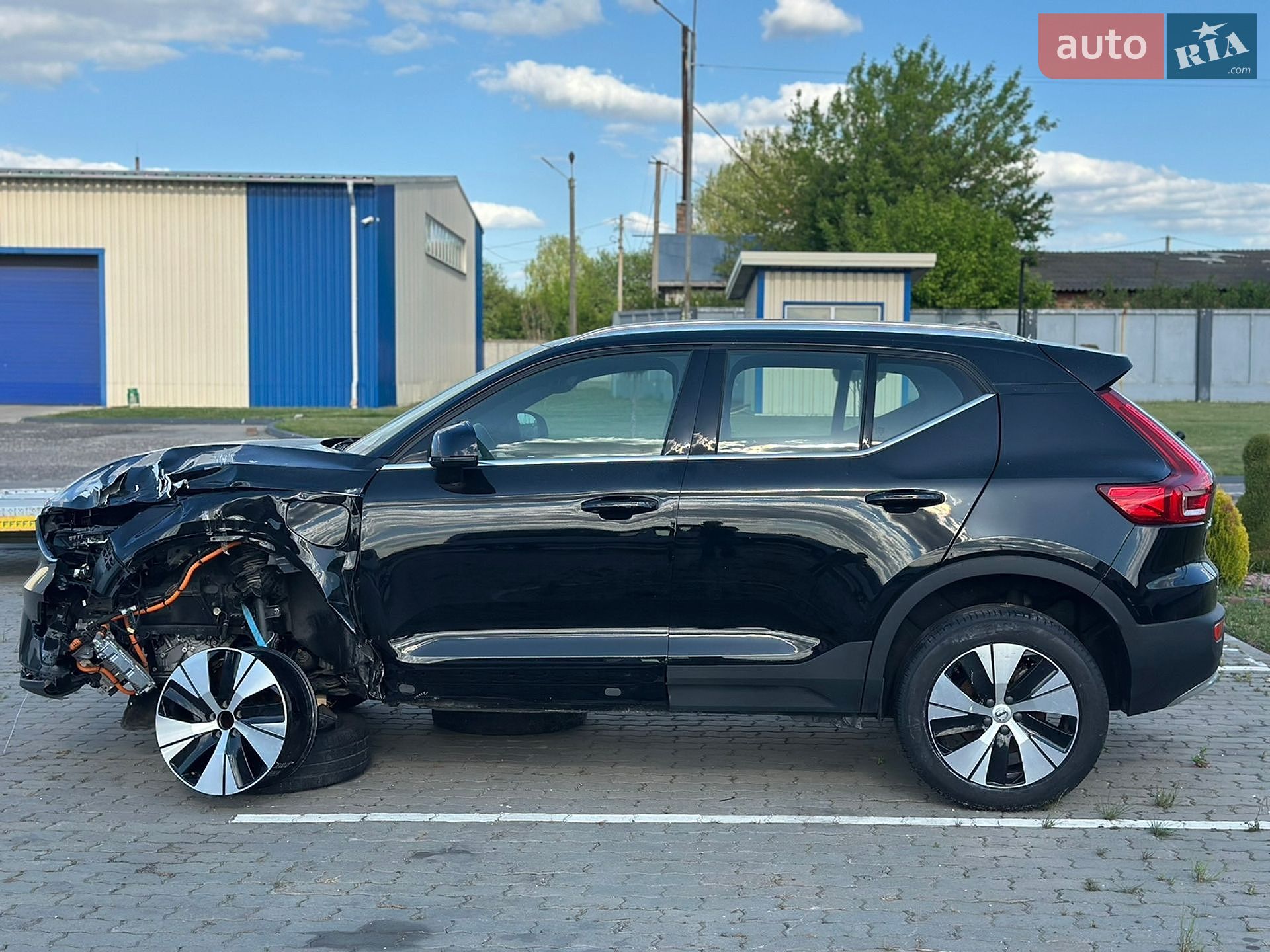 Volvo XC40 2023 VIN YV1XZBWV1P2094174 фото оголошення 6 з 12