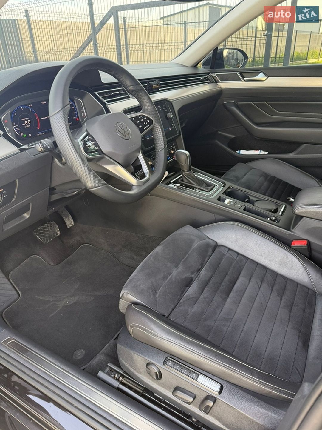 Volkswagen Passat 2019 VIN WVWZZZ3CZLE039107 фото оголошення 6 з 12