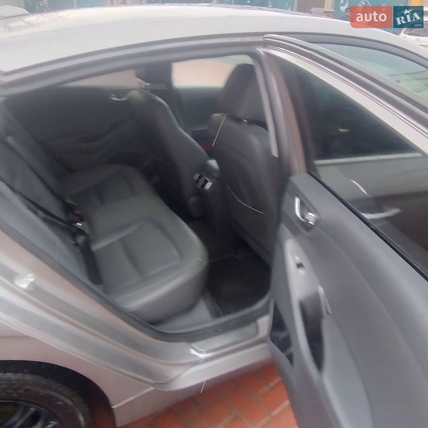 Hyundai Ioniq 2019 VIN KMHC851JFLU058306 фото оголошення 2 з 7
