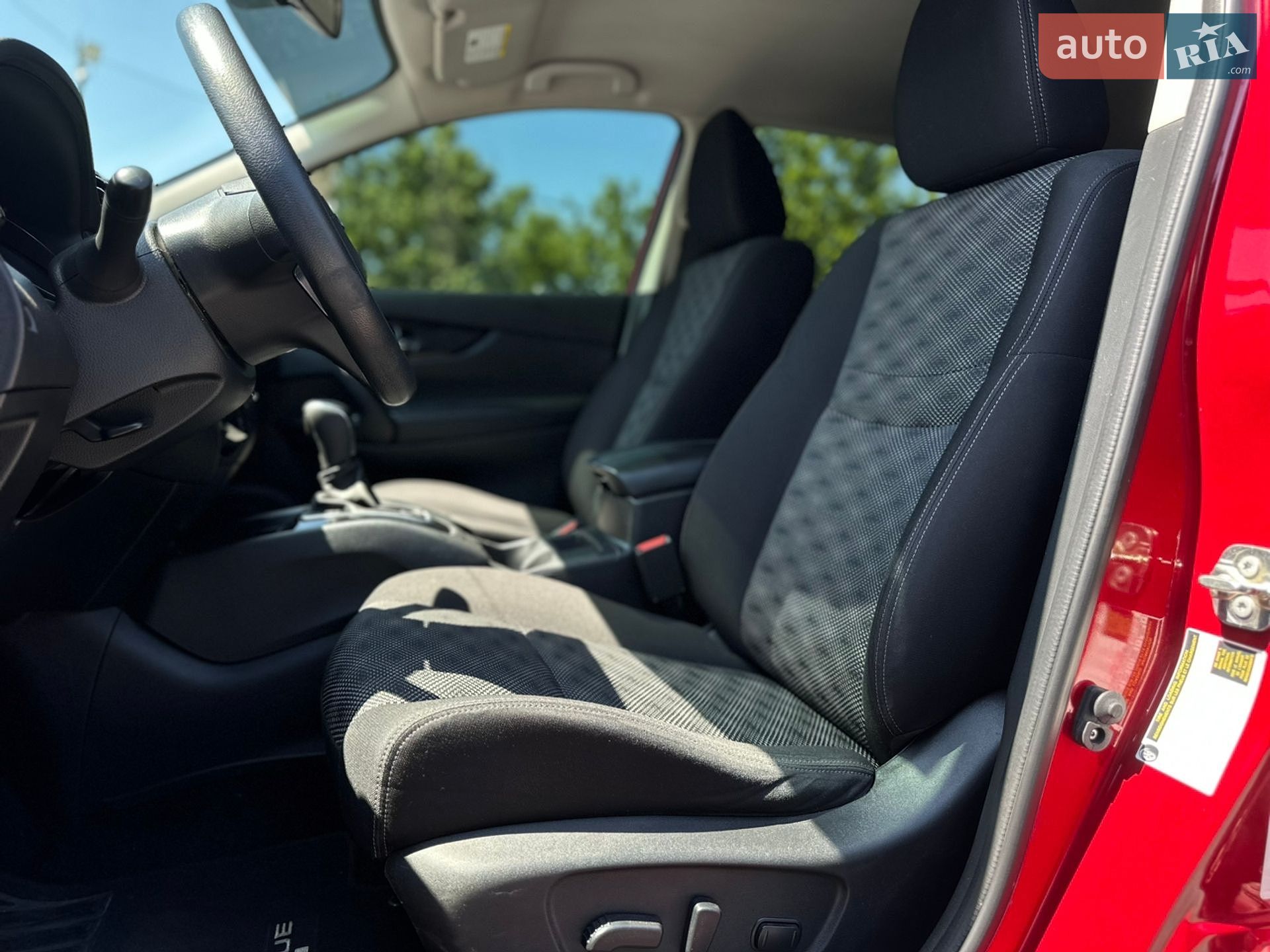 Nissan Rogue Sport 2018 VIN JN1BJ1CR7JW254005 фото оголошення 32 з 65