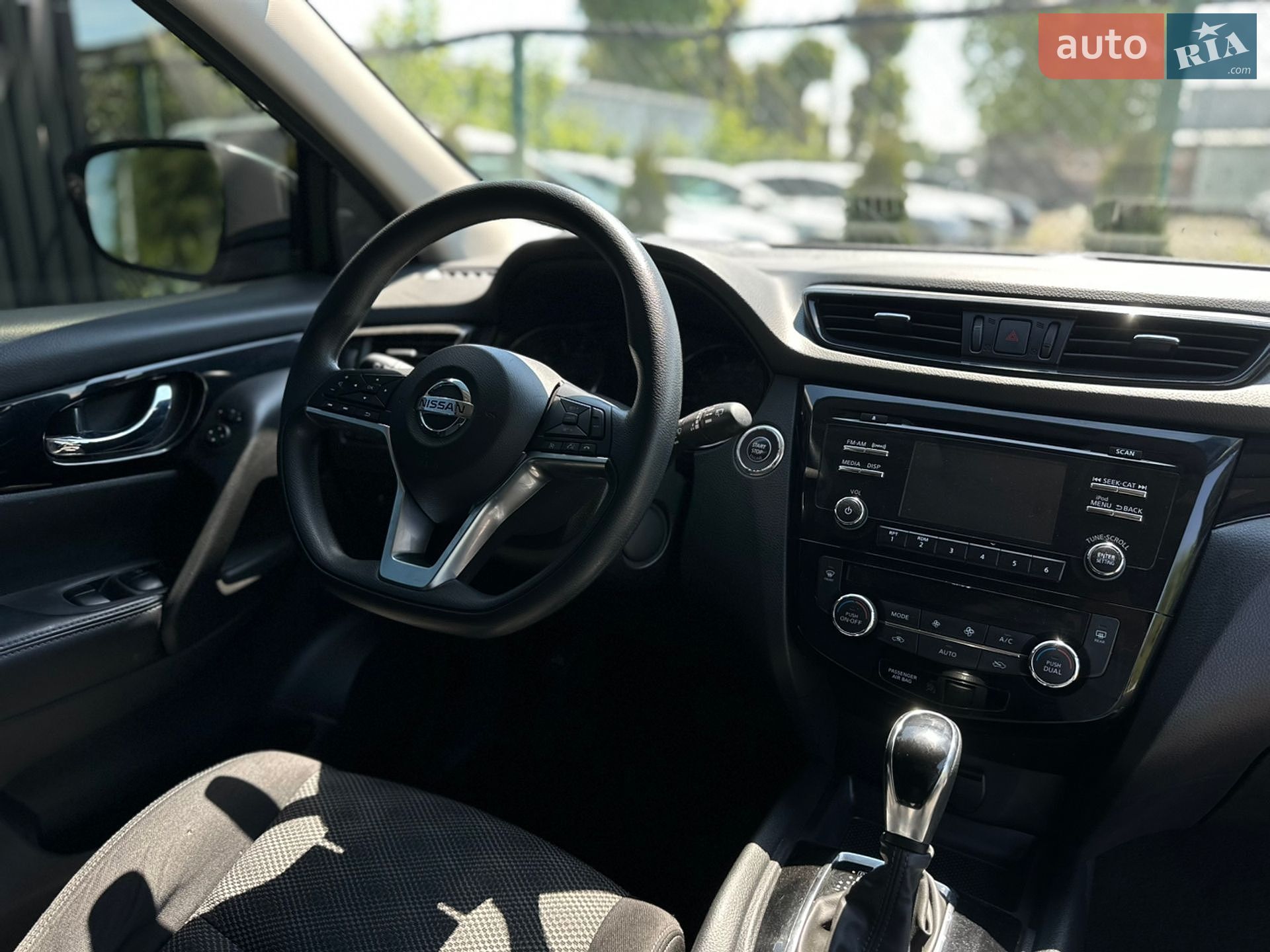 Nissan Rogue Sport 2018 VIN JN1BJ1CR7JW254005 фото оголошення 53 з 65