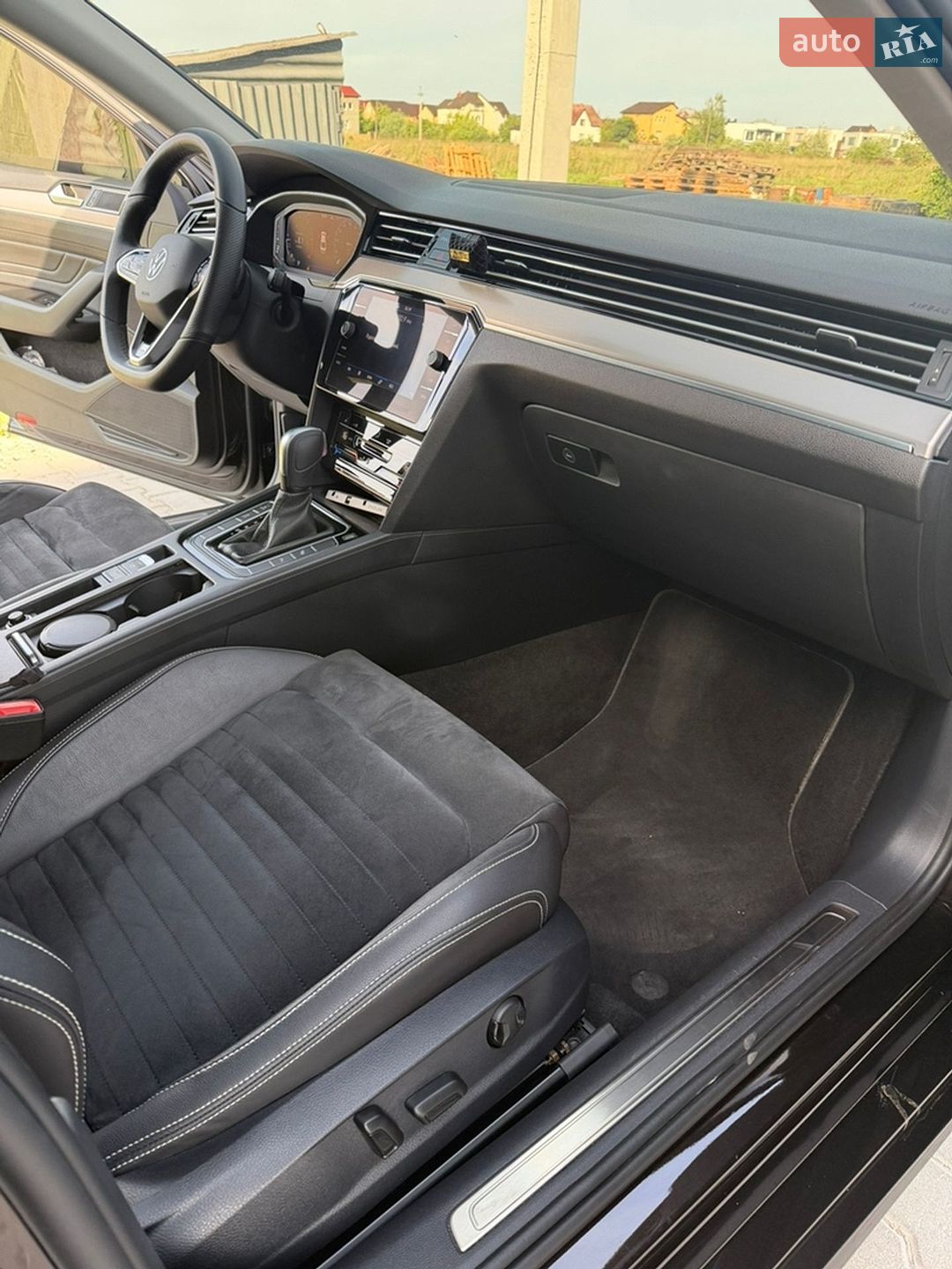 Volkswagen Passat 2019 VIN WVWZZZ3CZLE039107 фото оголошення 7 з 12