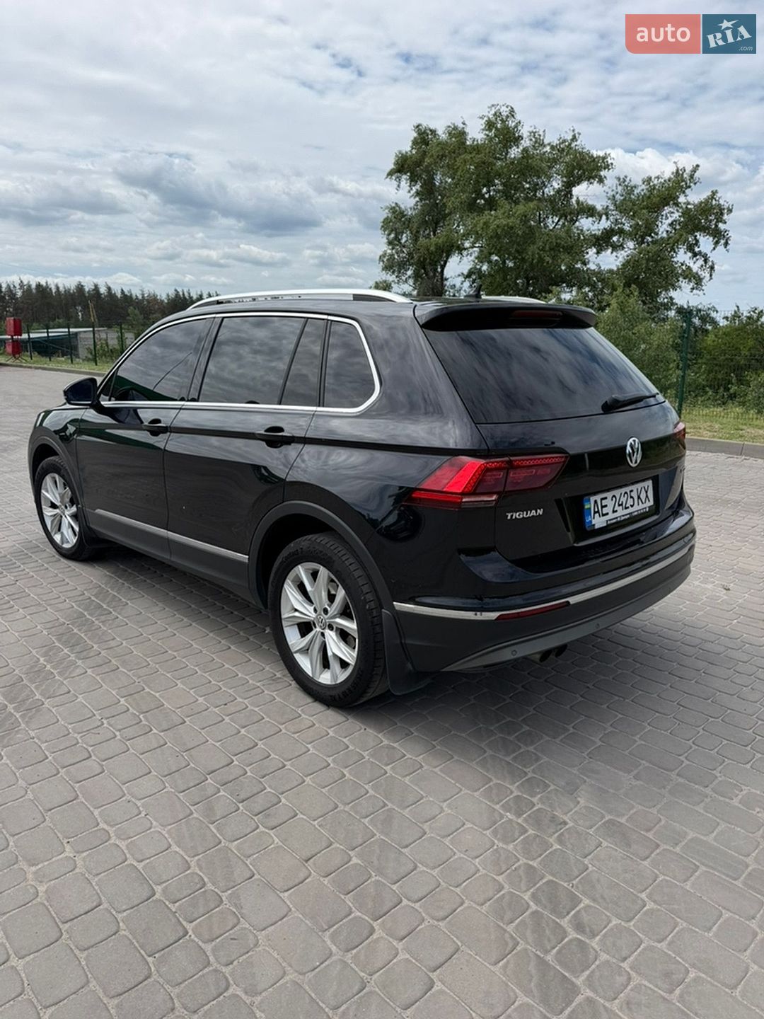 Volkswagen Tiguan 2018 VIN WVGZZZ5NZJW899532 фото оголошення 7 з 19