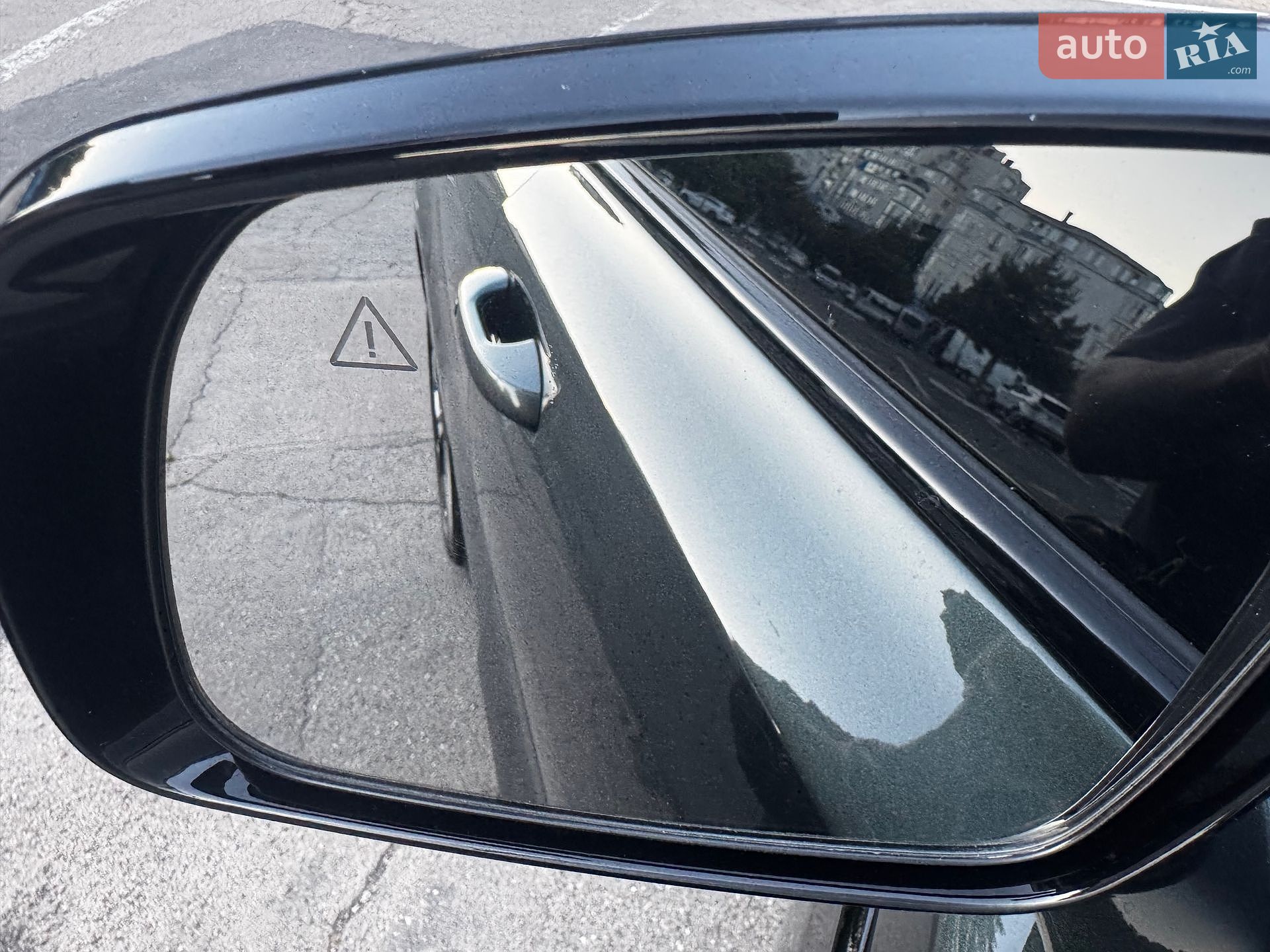 Kia Sorento 2023 VIN 5XYRKDLF2PG214386 фото оголошення 14 з 44