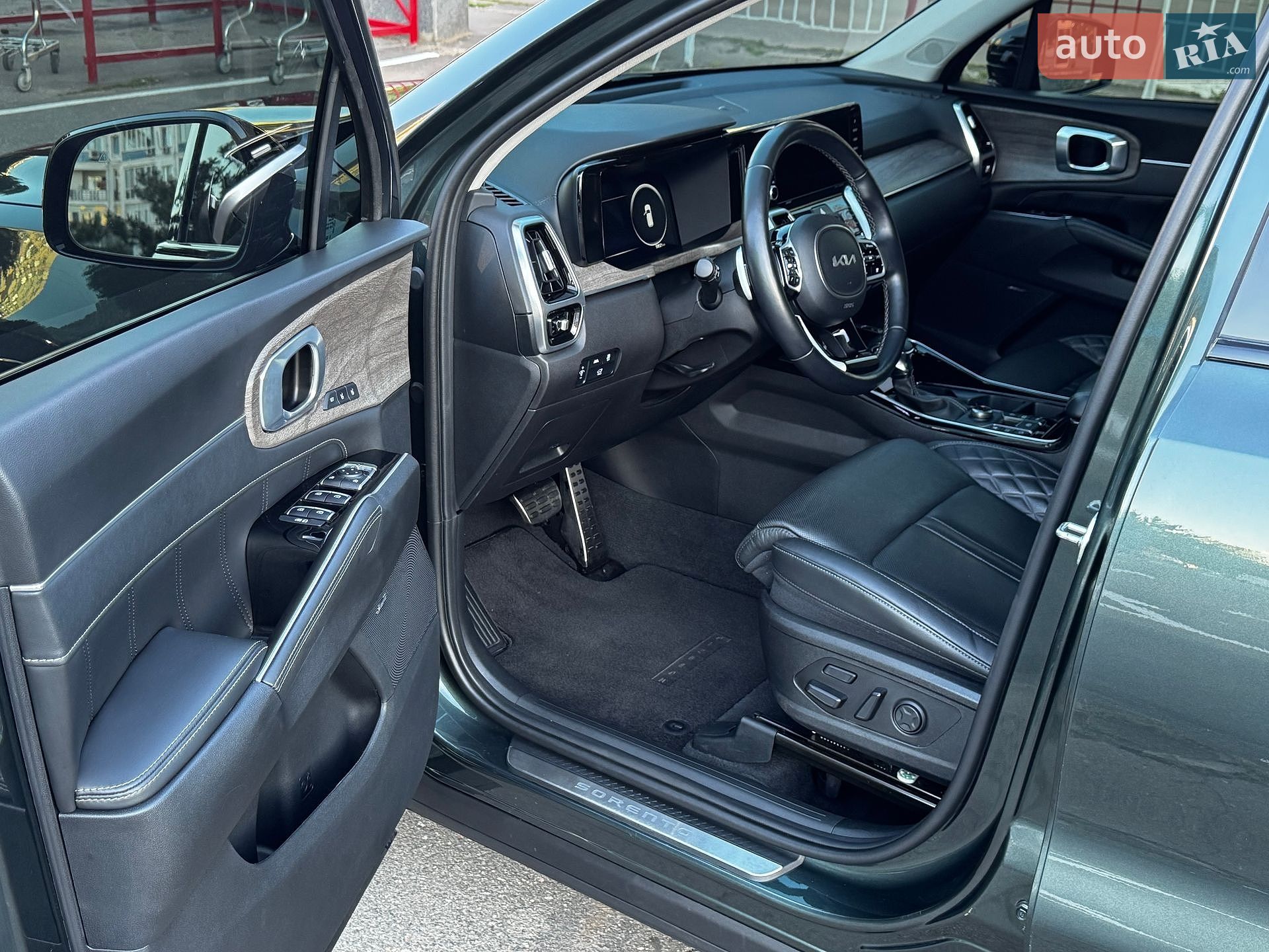 Kia Sorento 2023 VIN 5XYRKDLF2PG214386 фото оголошення 15 з 44