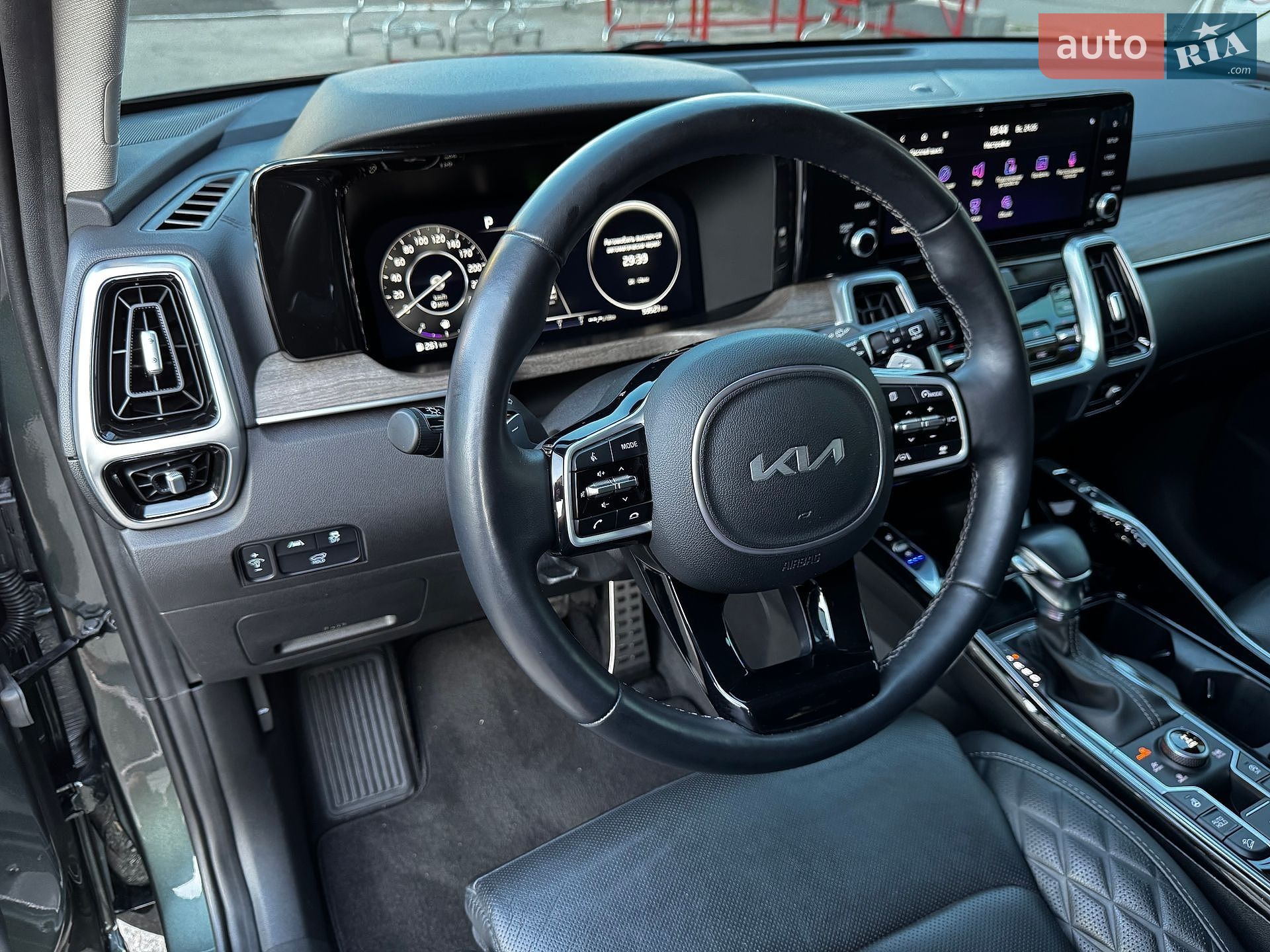 Kia Sorento 2023 VIN 5XYRKDLF2PG214386 фото оголошення 19 з 44