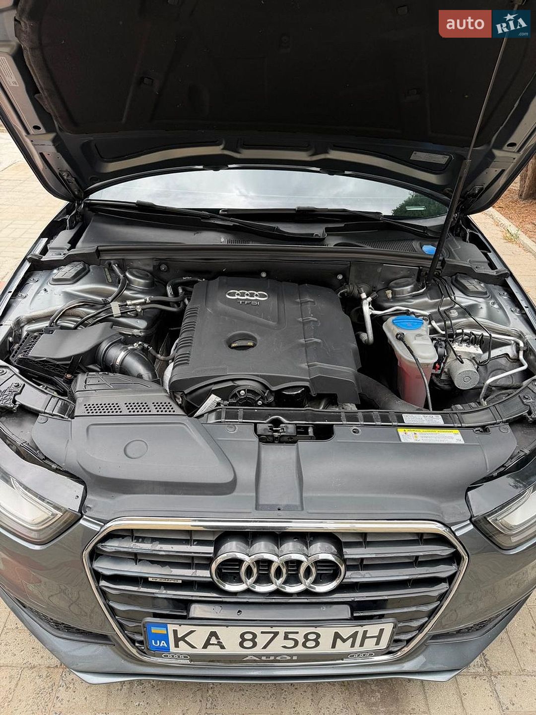 Audi A4 2015 VIN WAUFFAFL3FN040775 фото оголошення 5 з 29