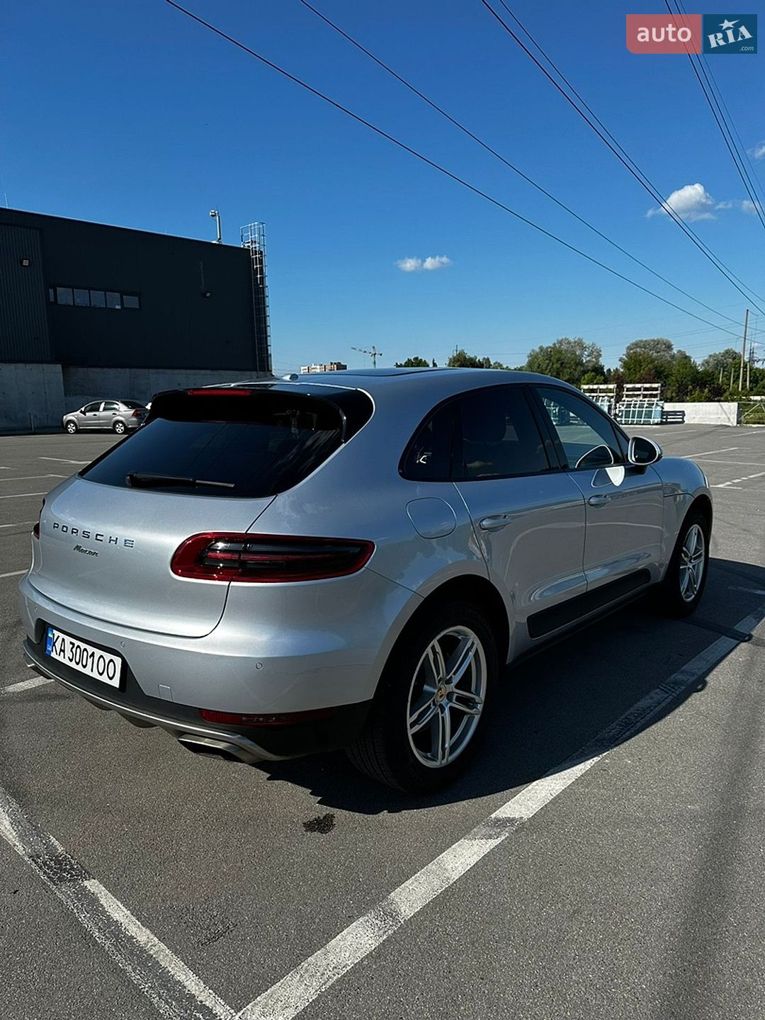 Porsche Macan 2016 VIN WP1AA2A56HLB06436 фото оголошення 3 з 19