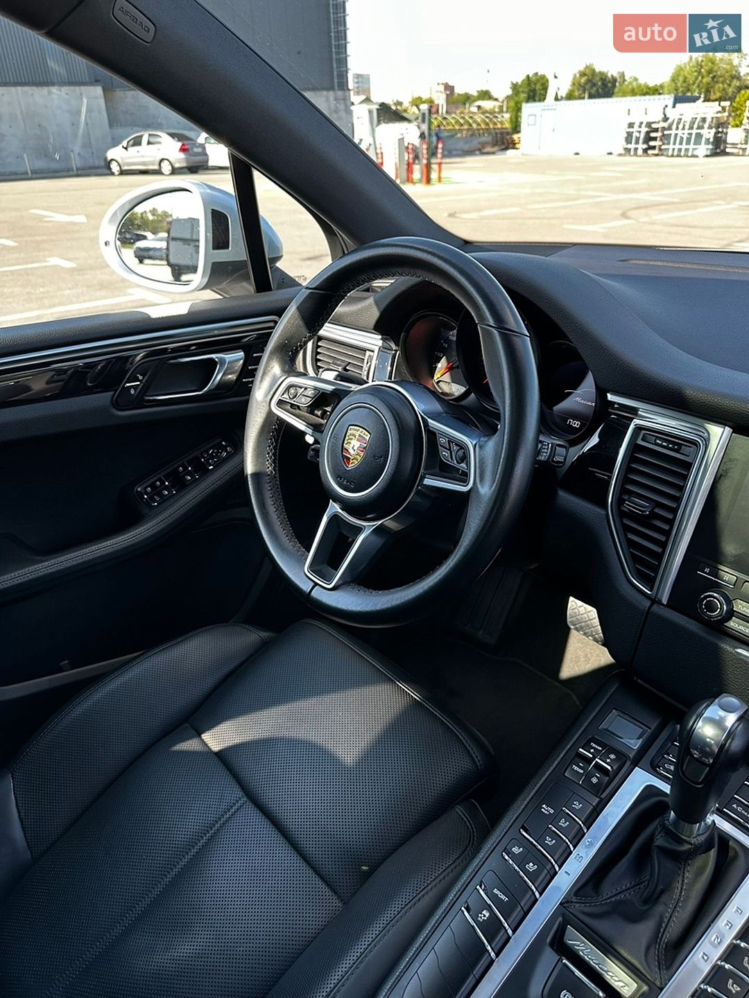 Porsche Macan 2016 VIN WP1AA2A56HLB06436 фото оголошення 13 з 19