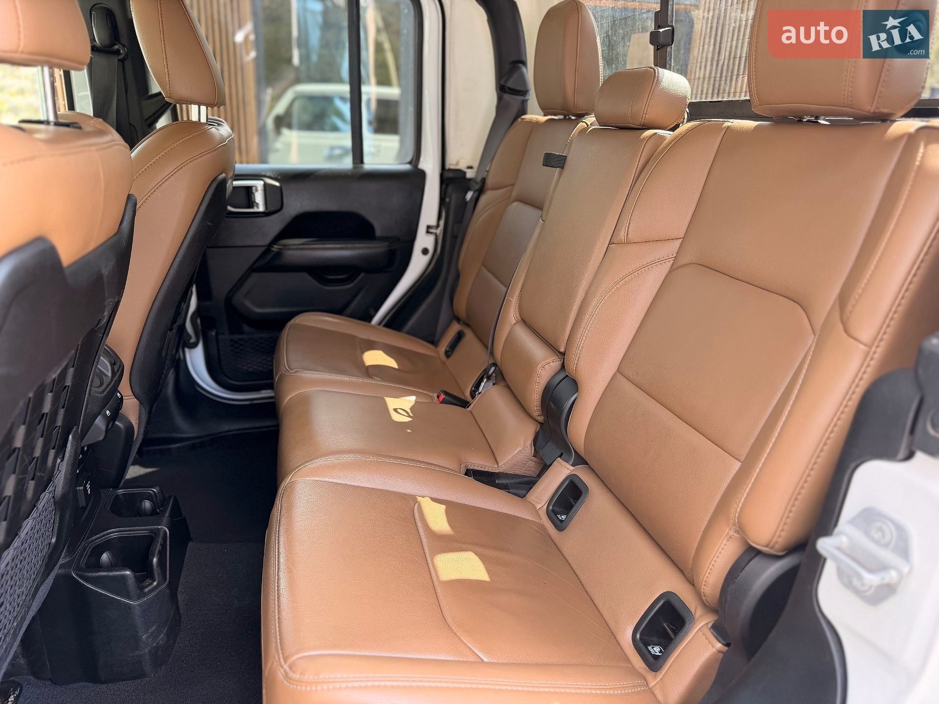 Jeep Gladiator 2019 VIN 1C6JJTBG4LL133898 фото оголошення 8 з 11