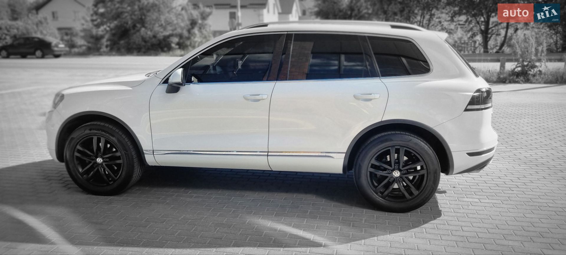 Volkswagen Touareg 2013 VIN WVGEP9BP7DD012947 фото оголошення 2 з 30