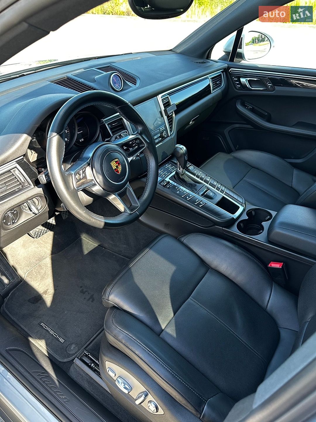 Porsche Macan 2016 VIN WP1AA2A56HLB06436 фото оголошення 9 з 19