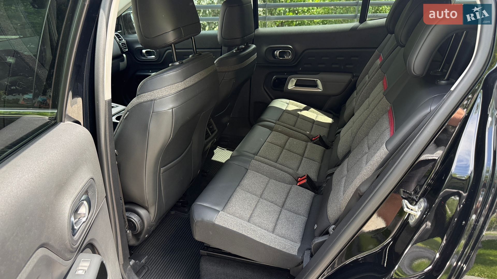 Citroen C5 Aircross 2020 VIN VR7AJEHZNLL024593 фото оголошення 9 з 17