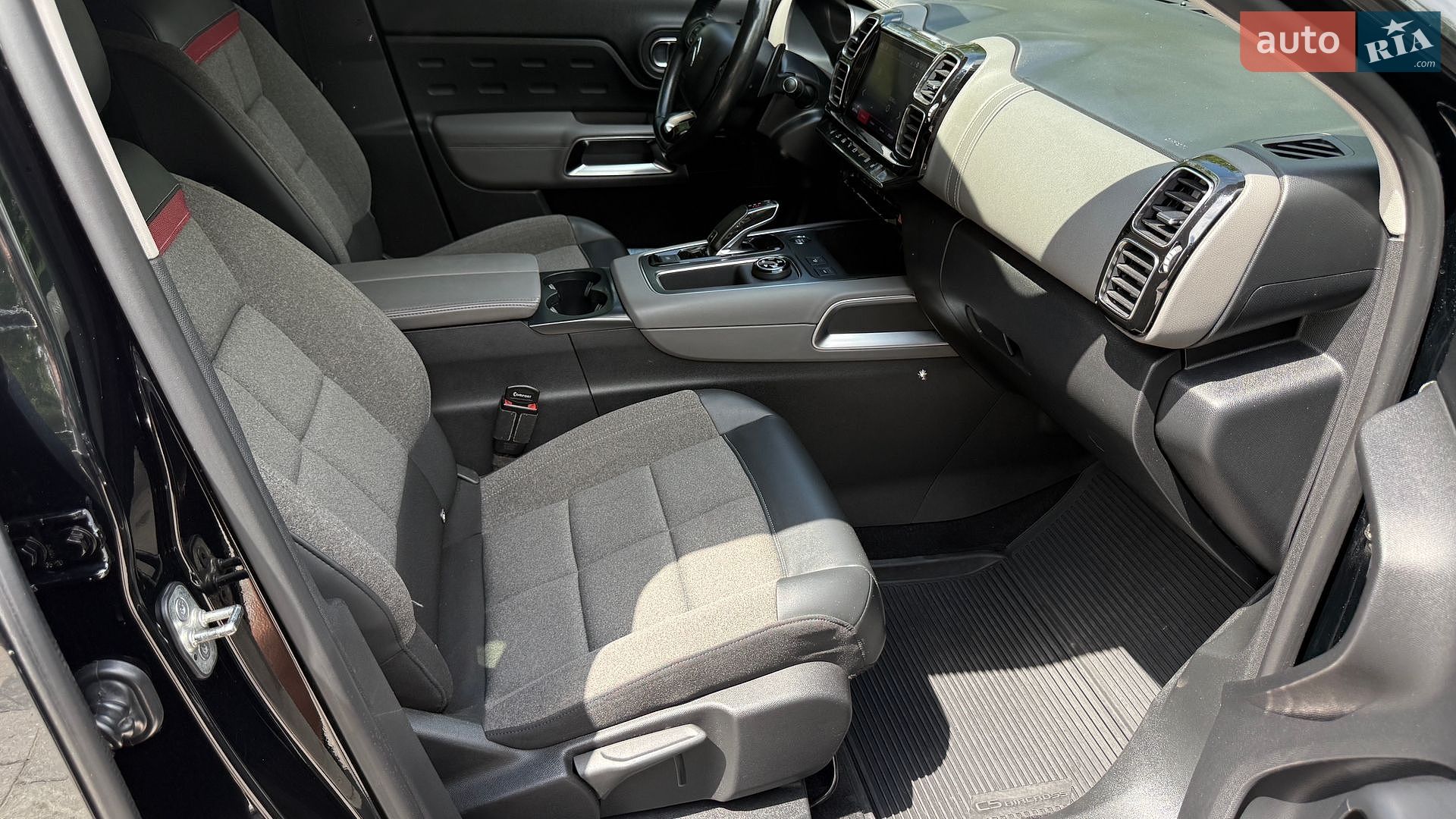 Citroen C5 Aircross 2020 VIN VR7AJEHZNLL024593 фото оголошення 16 з 17