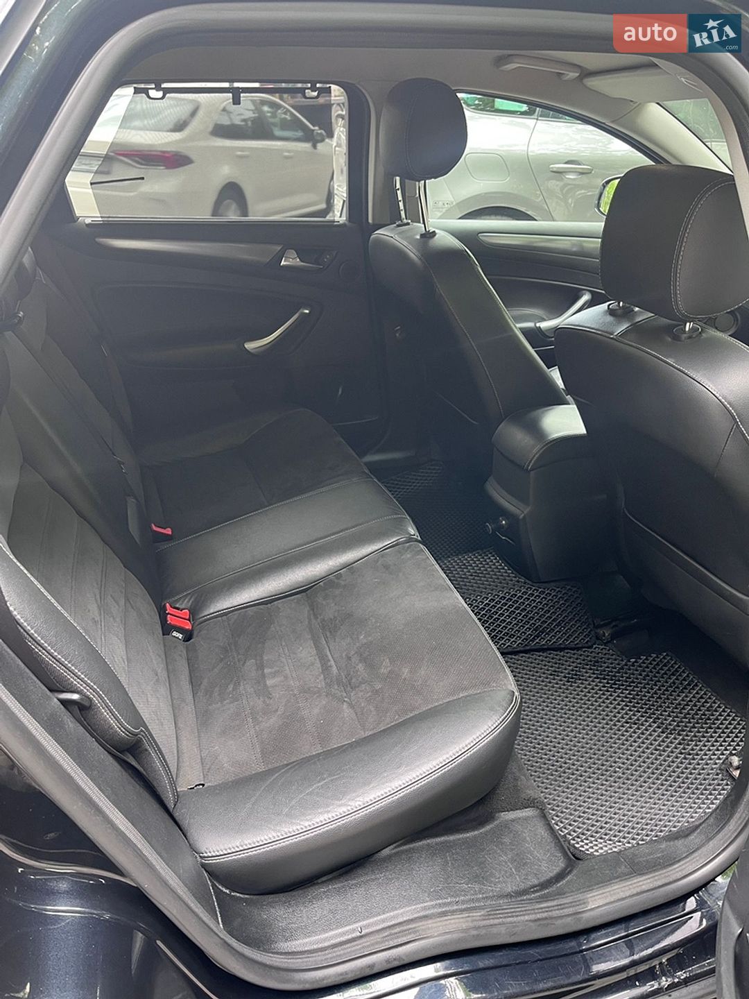 Ford Mondeo 2011 VIN WF0GXXGBBGBM17538 фото оголошення 9 з 9