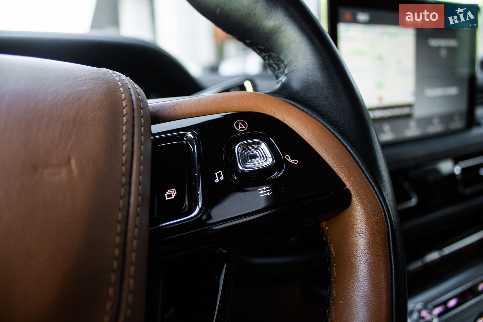 Lincoln Aviator 2020 VIN 5LM5J9XC6LGL29507 фото оголошення 29 з 55