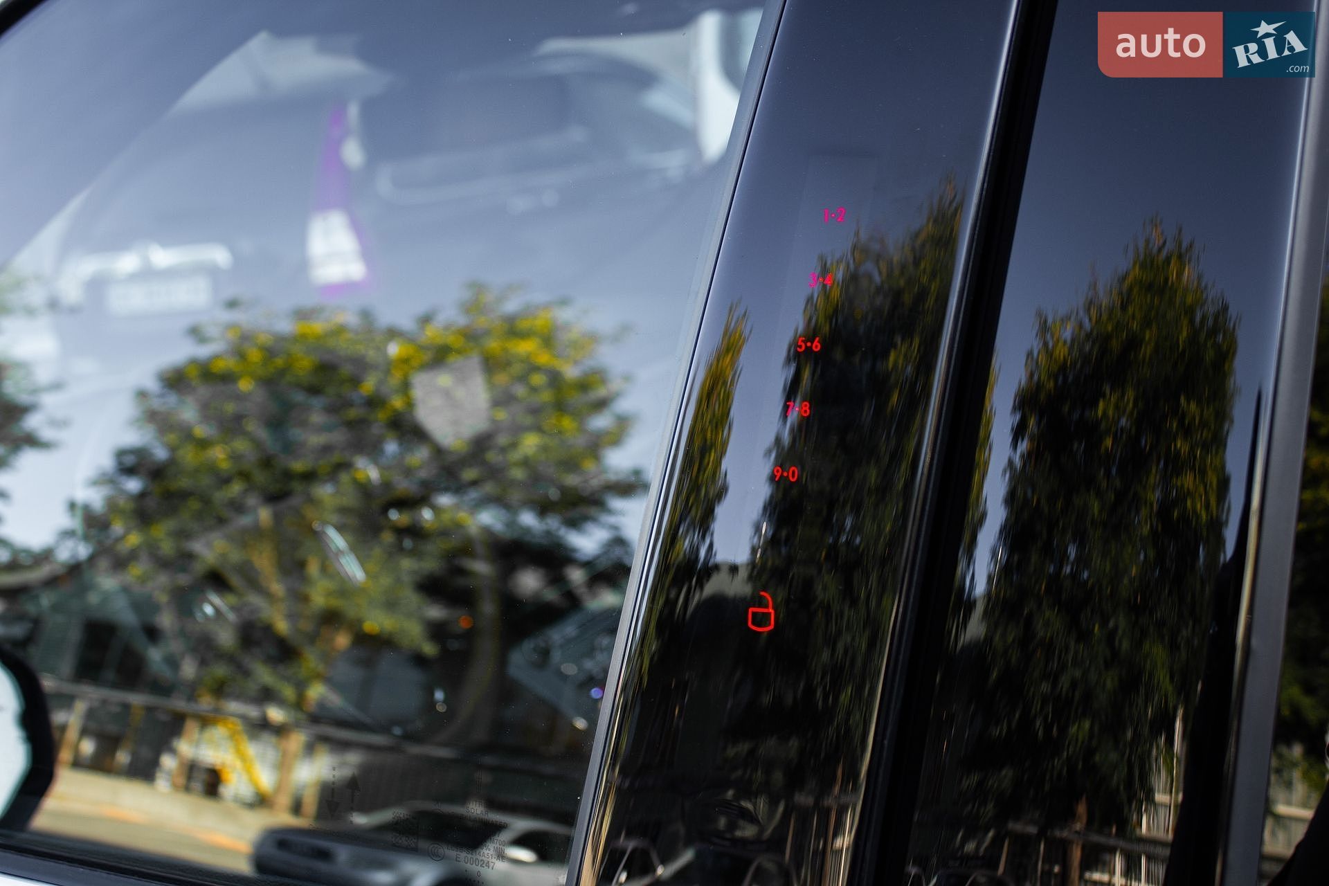 Lincoln Aviator 2020 VIN 5LM5J9XC6LGL29507 фото оголошення 52 з 55