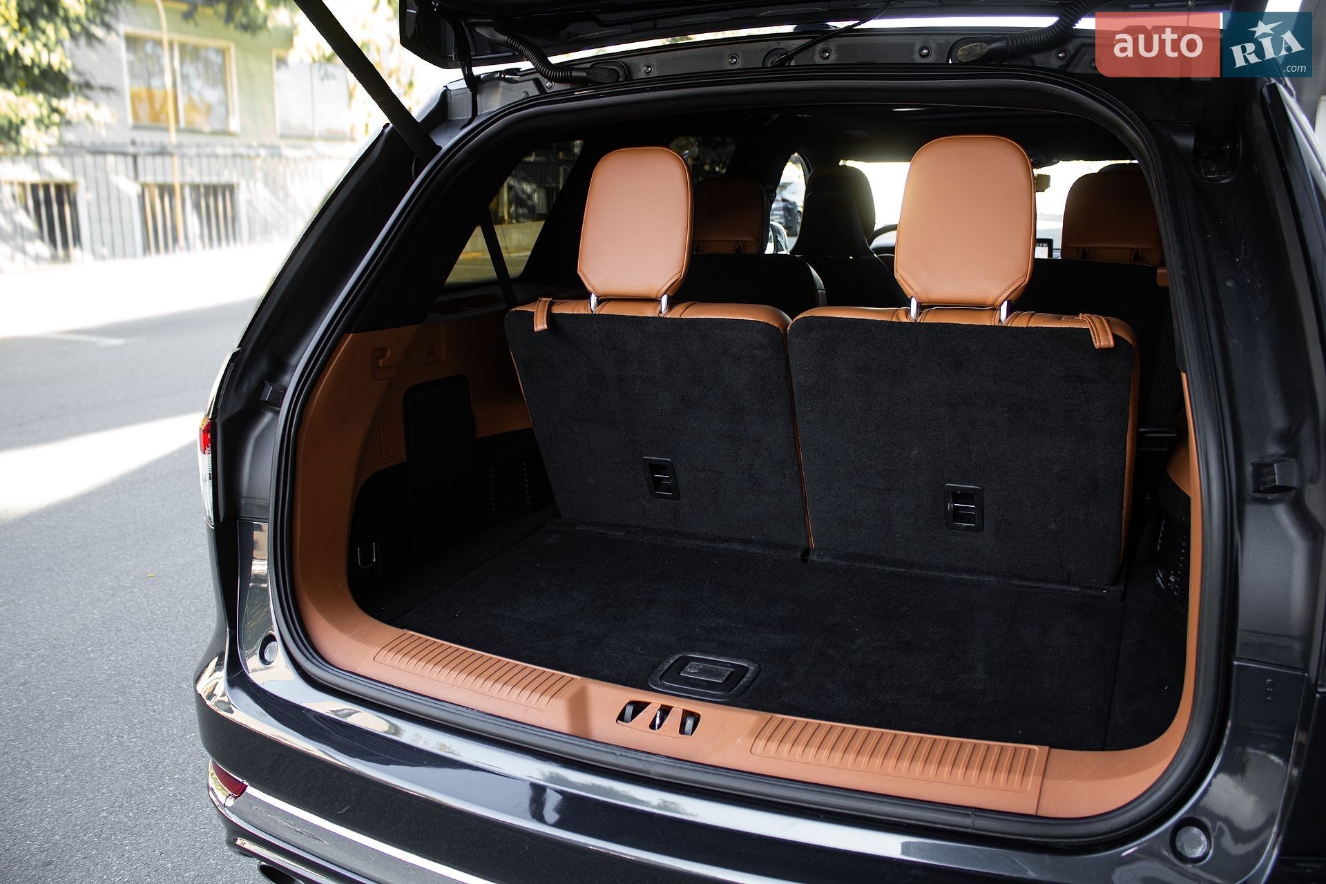 Lincoln Aviator 2020 VIN 5LM5J9XC6LGL29507 фото оголошення 43 з 55
