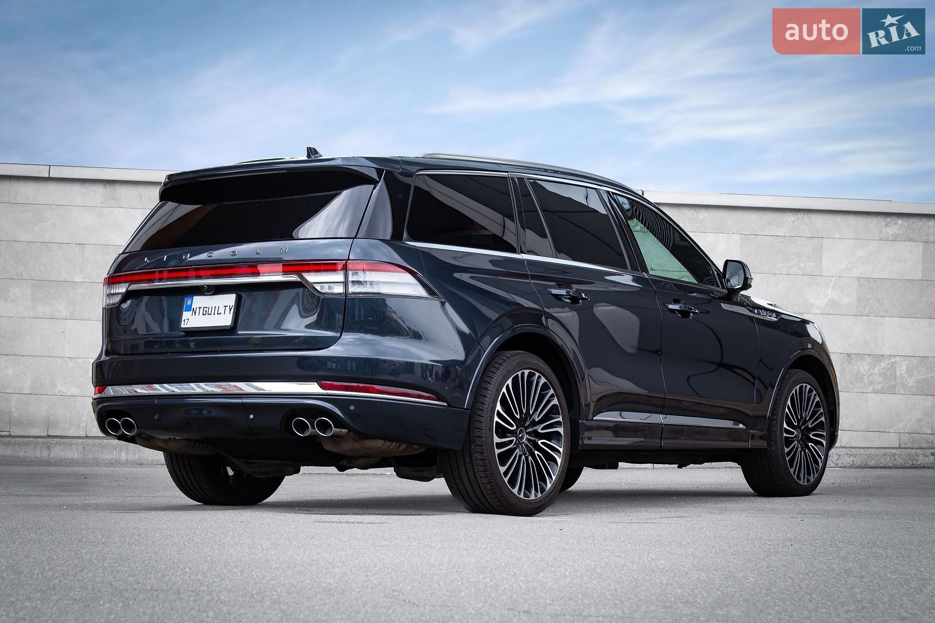 Lincoln Aviator 2020 VIN 5LM5J9XC6LGL29507 фото оголошення 3 з 55
