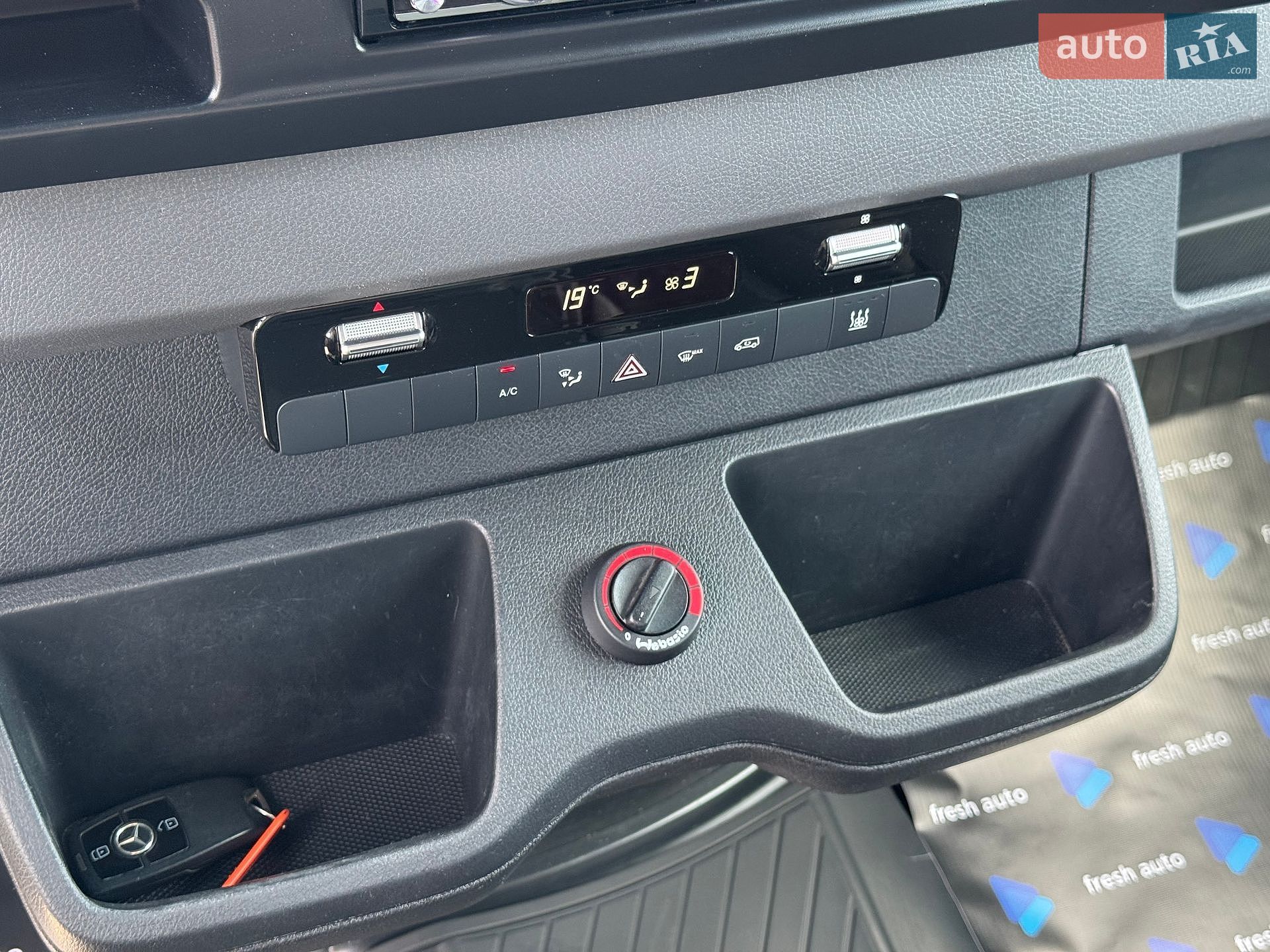 Mercedes-Benz Sprinter 2019 VIN WDB9076311P106117 фото оголошення 22 з 32