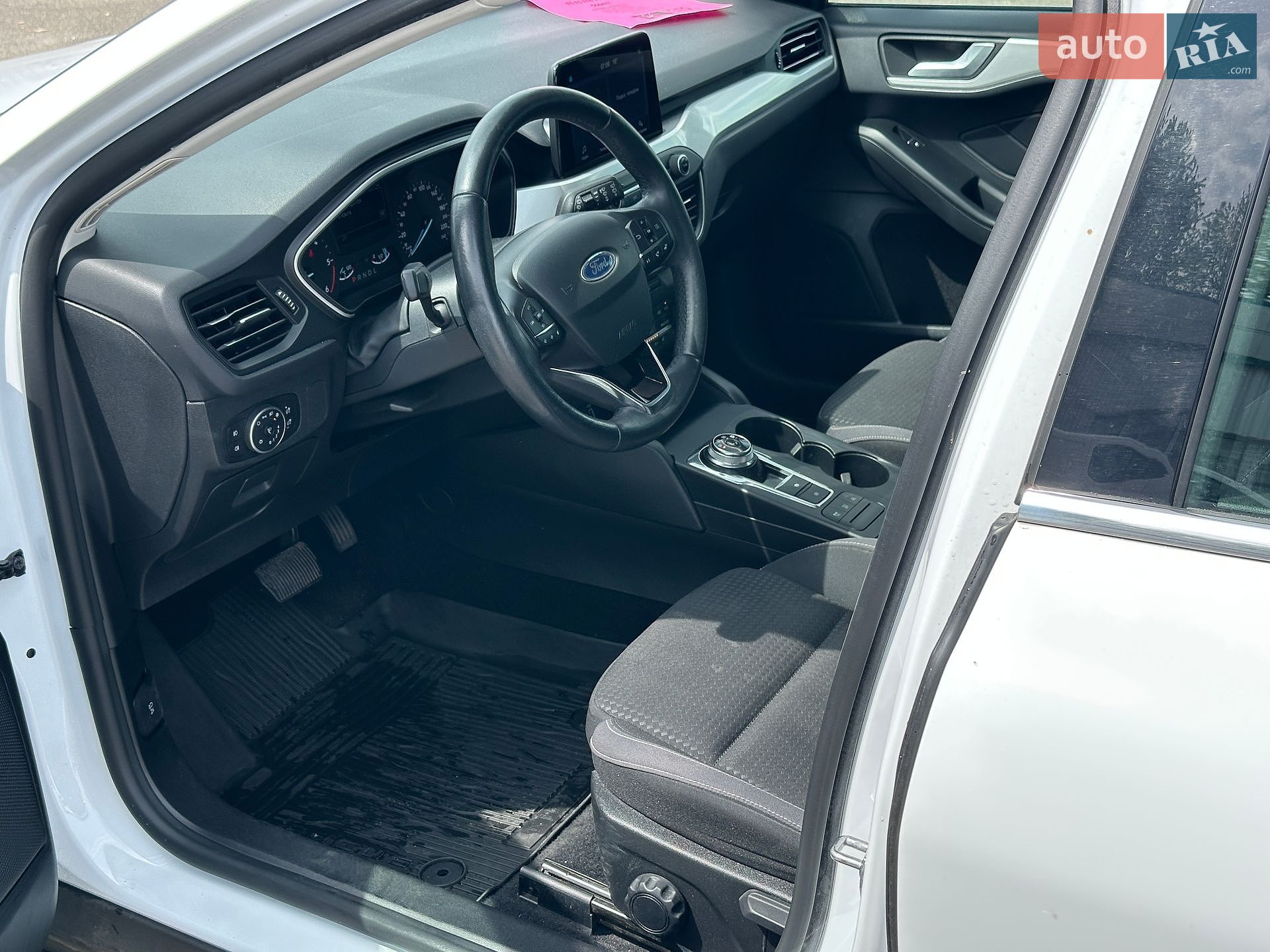 Ford Focus 2020 VIN WF0NXXGCHNLC84389 фото оголошення 15 з 31
