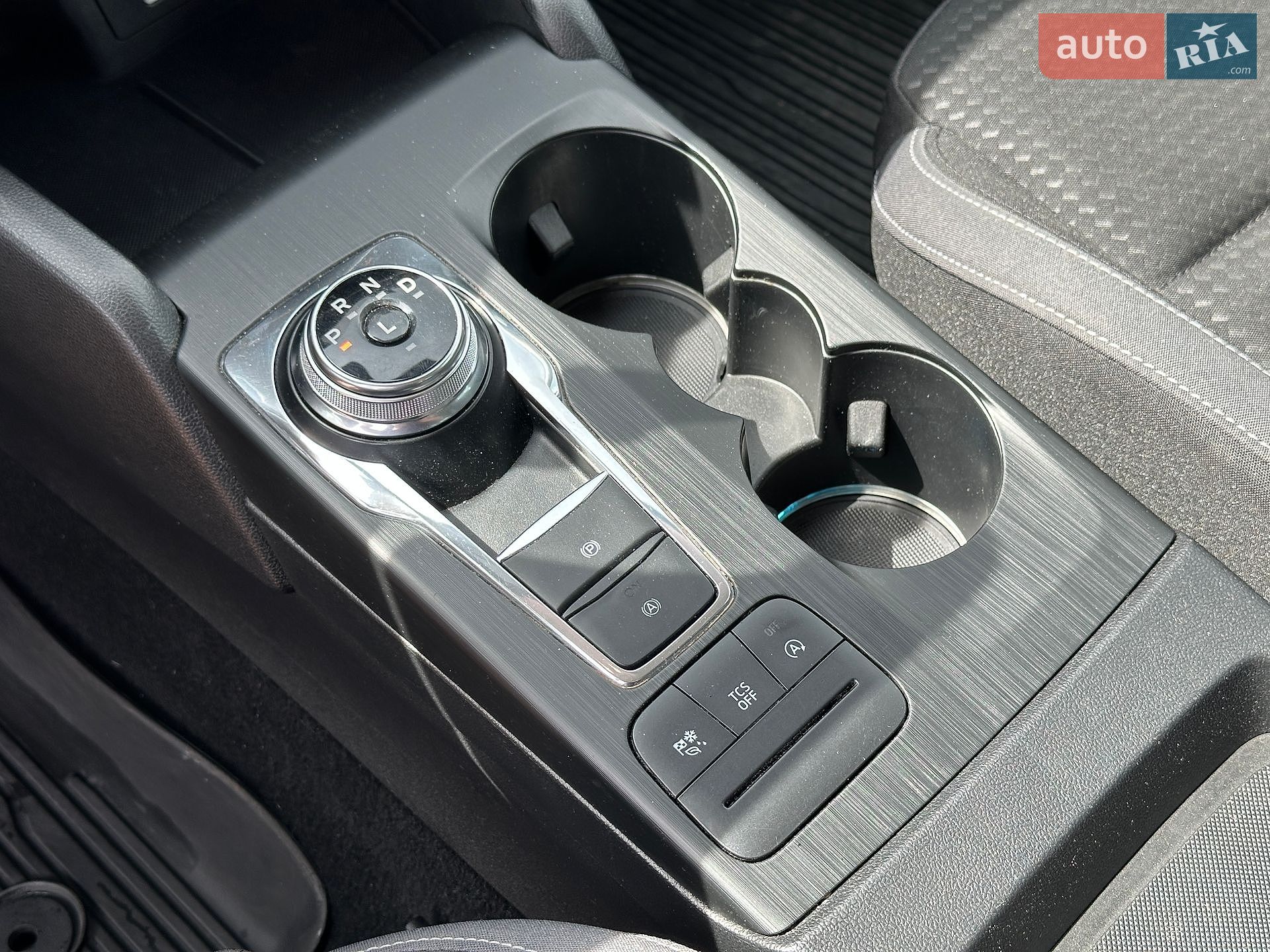 Ford Focus 2020 VIN WF0NXXGCHNLC84389 фото оголошення 26 з 31