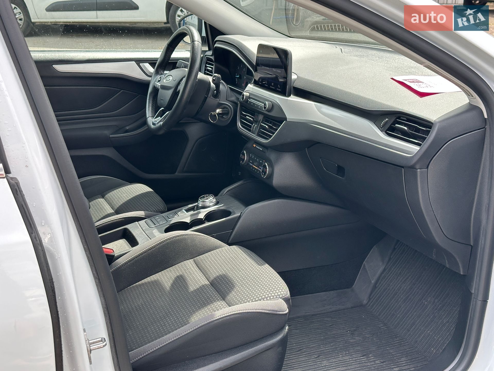 Ford Focus 2020 VIN WF0NXXGCHNLC84389 фото оголошення 27 з 31