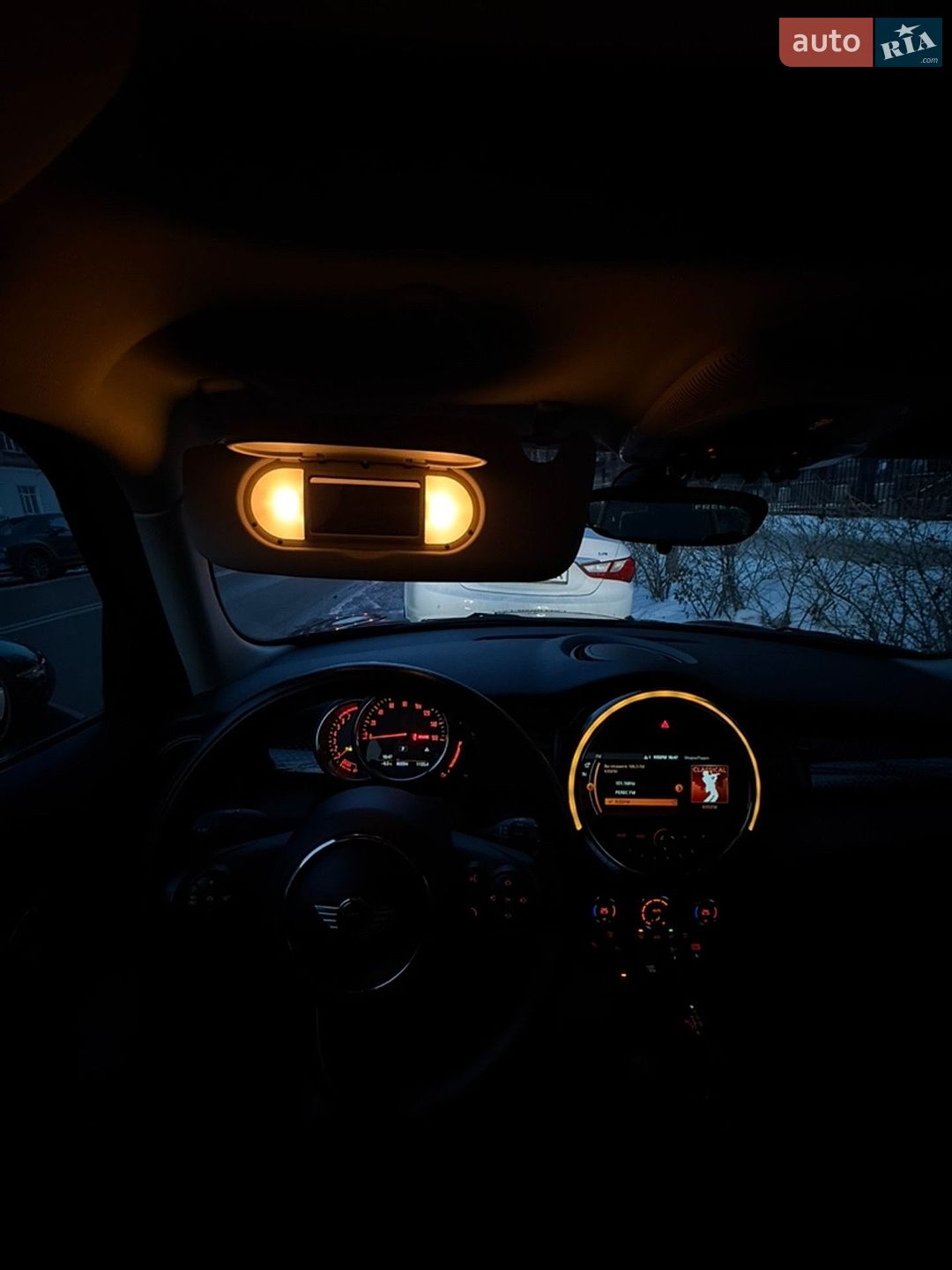 Mini Cooper 2017 VIN WMWXU3C59J2F50878 фото оголошення 16 з 23
