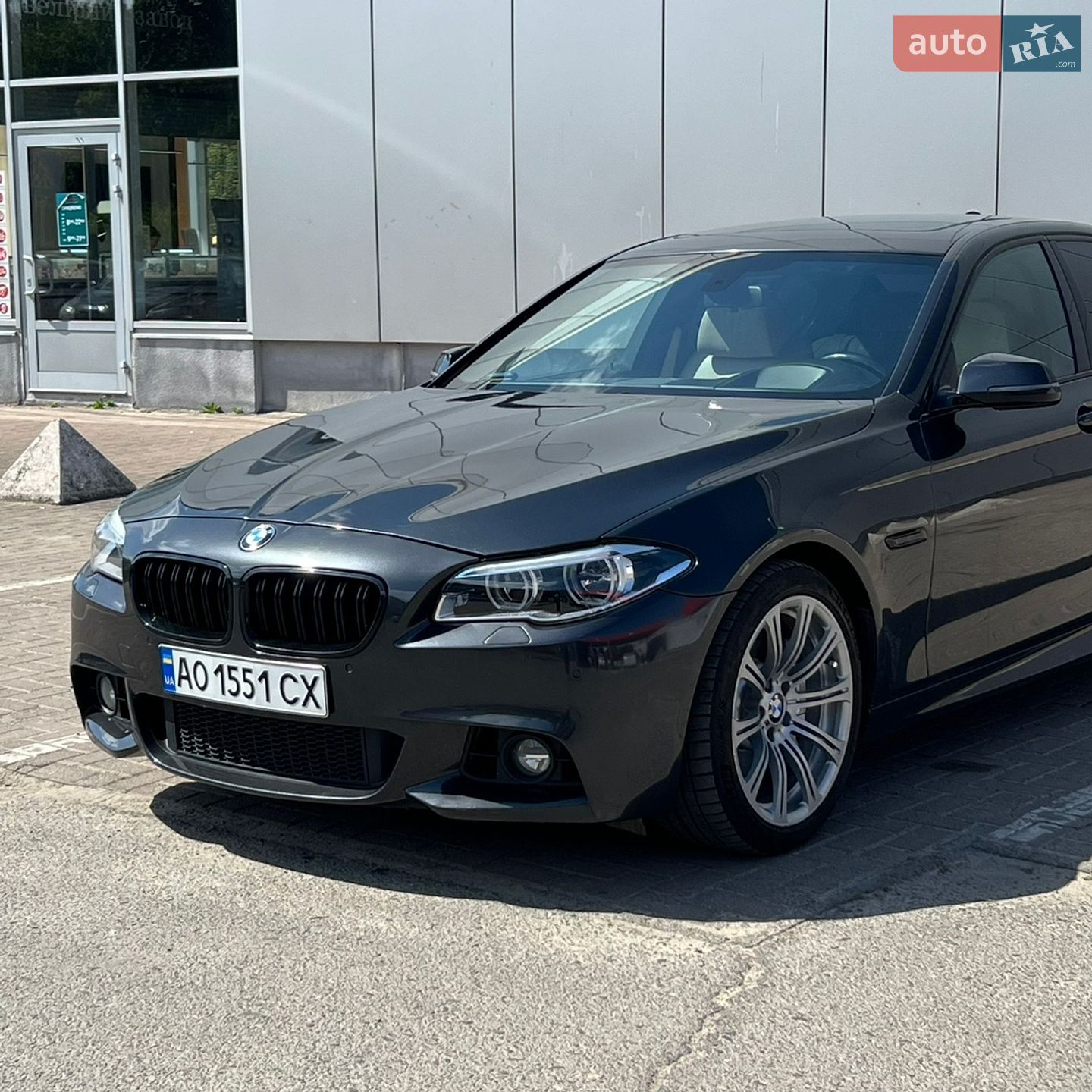 BMW 5 Series 2013 VIN WBA5B3C5XED533138 фото оголошення 2 з 10