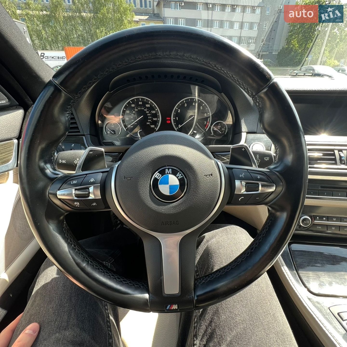 BMW 5 Series 2013 VIN WBA5B3C5XED533138 фото оголошення 8 з 10