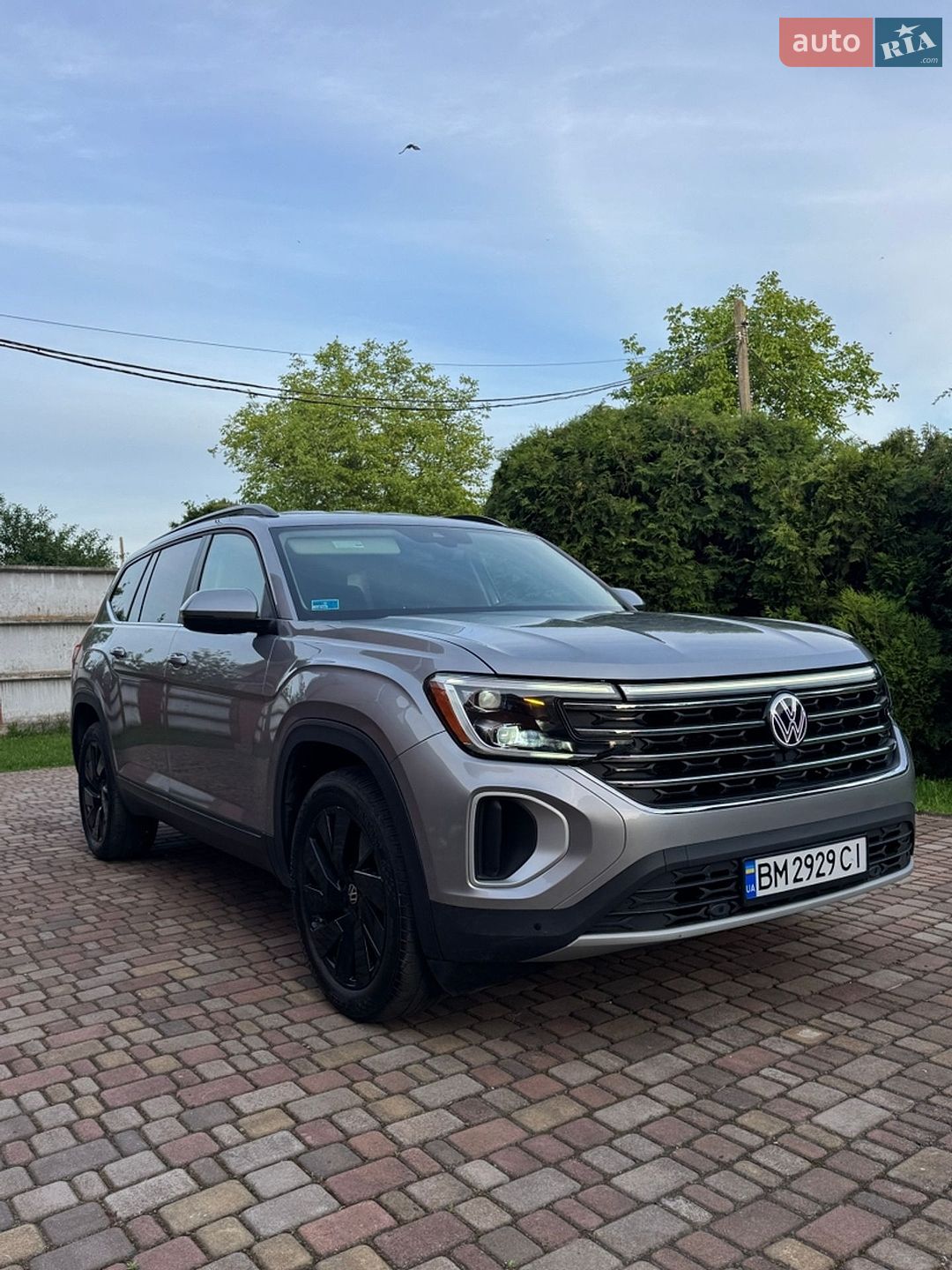 Volkswagen Atlas 2023 VIN 1V2HR2CAXRC525442 фото оголошення 2 з 19